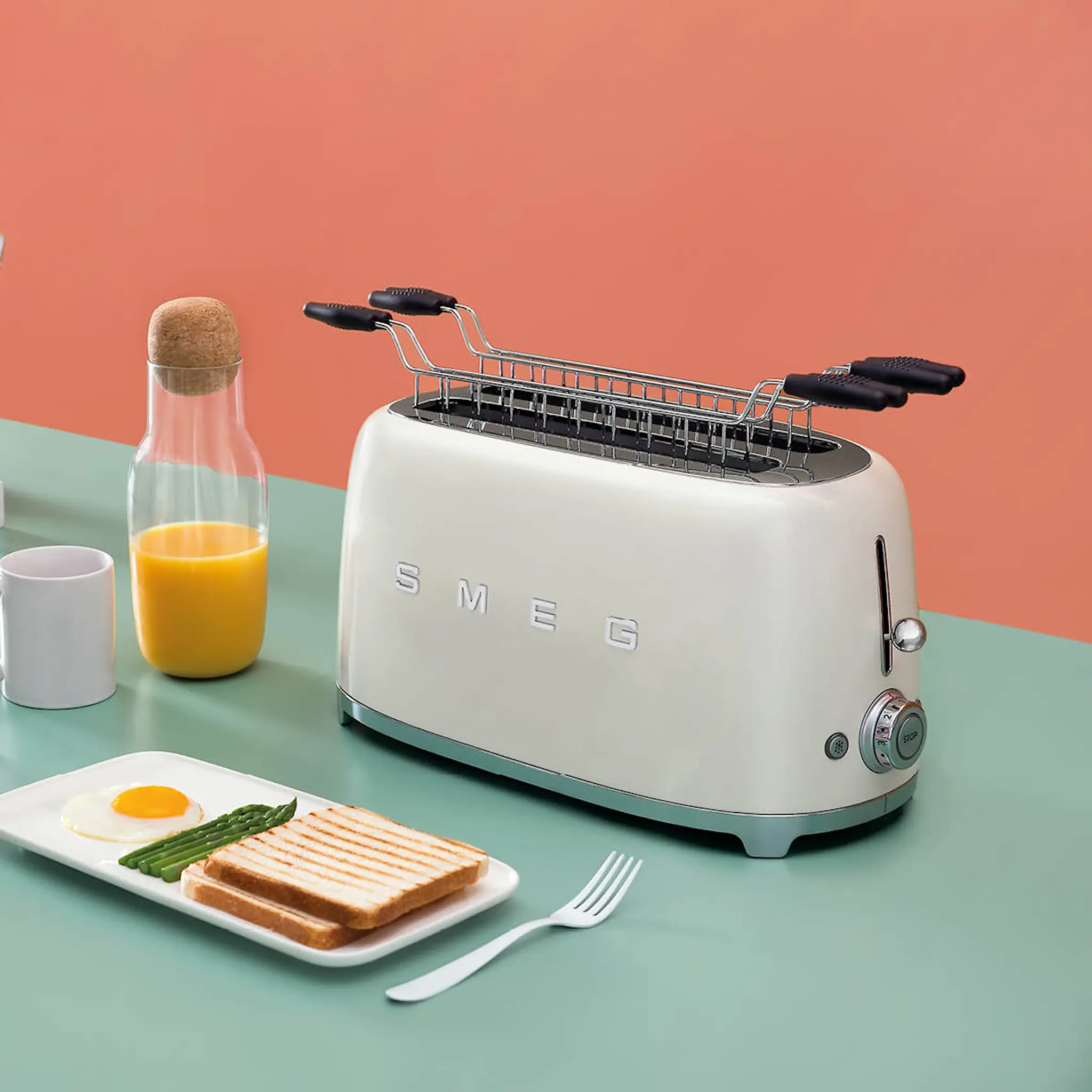 Smeg Smeg Brödrost 4 skivor TSF02 Creme