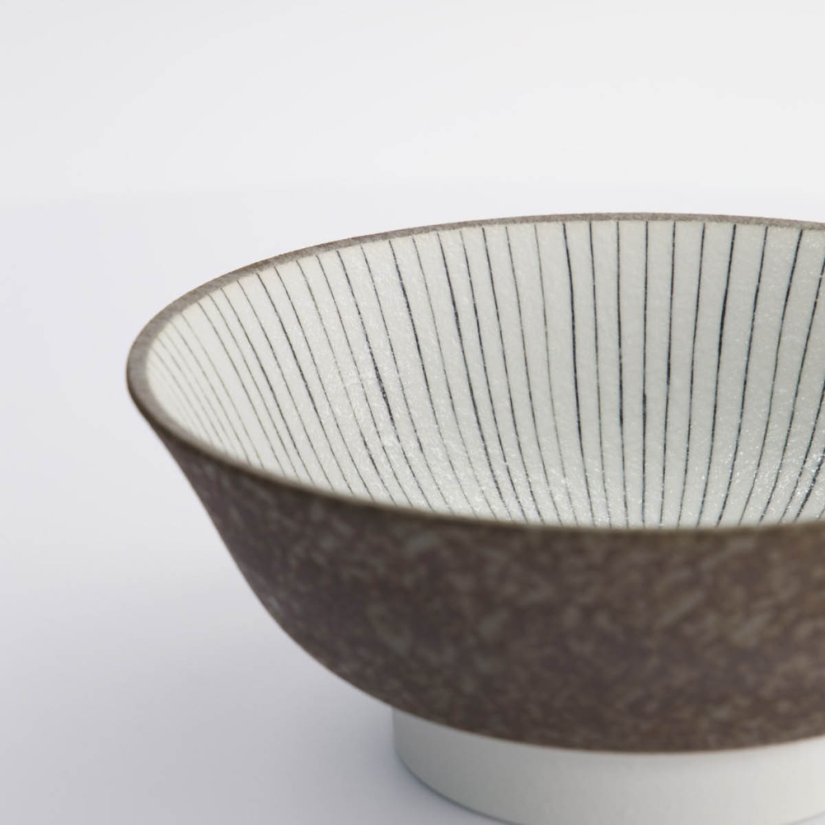 Tokyo Design Studio Satomaki Tokusa djup tallrik 23x5 cm brun