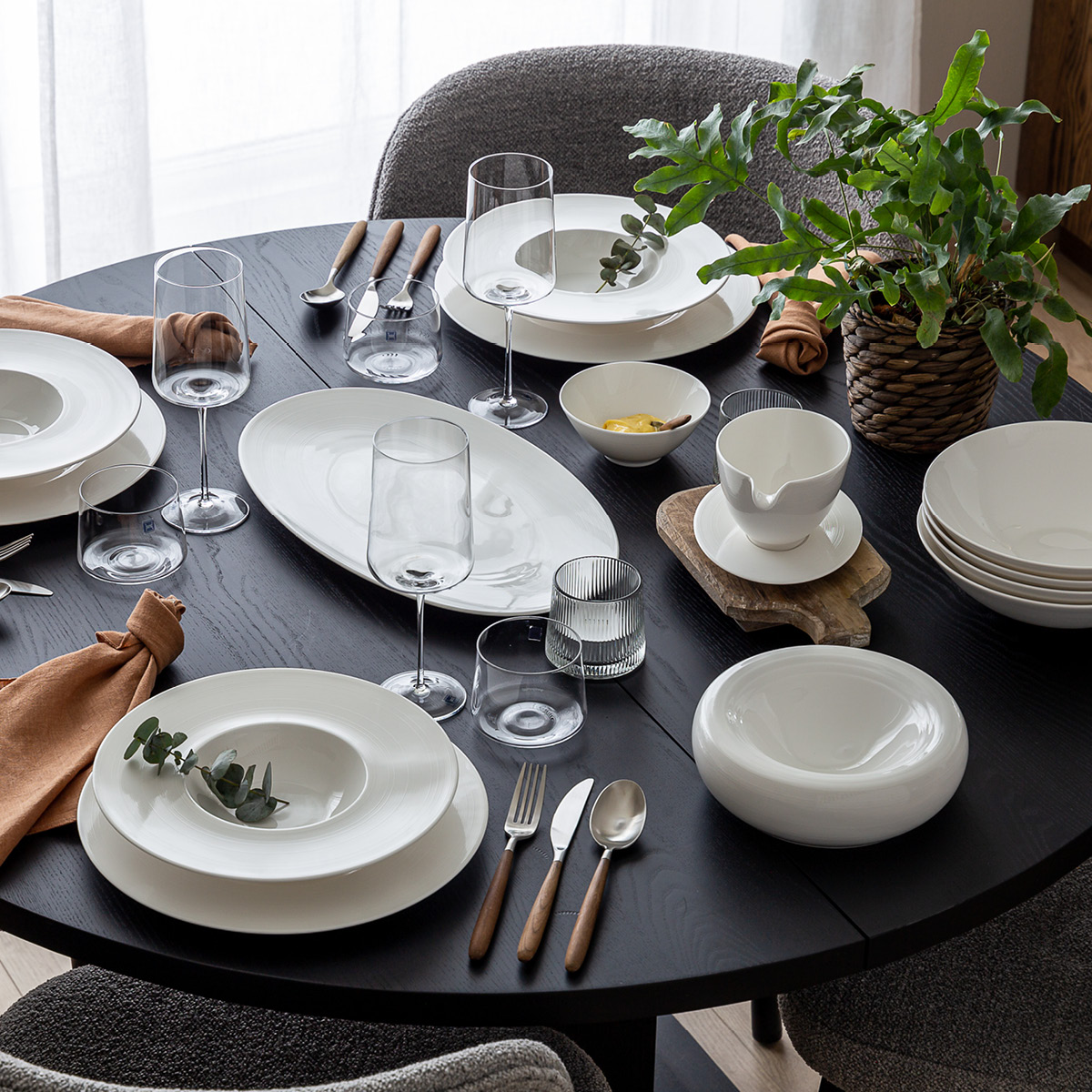 Royal Porcelain Blanche Vati kastikekannulle Valkoinen