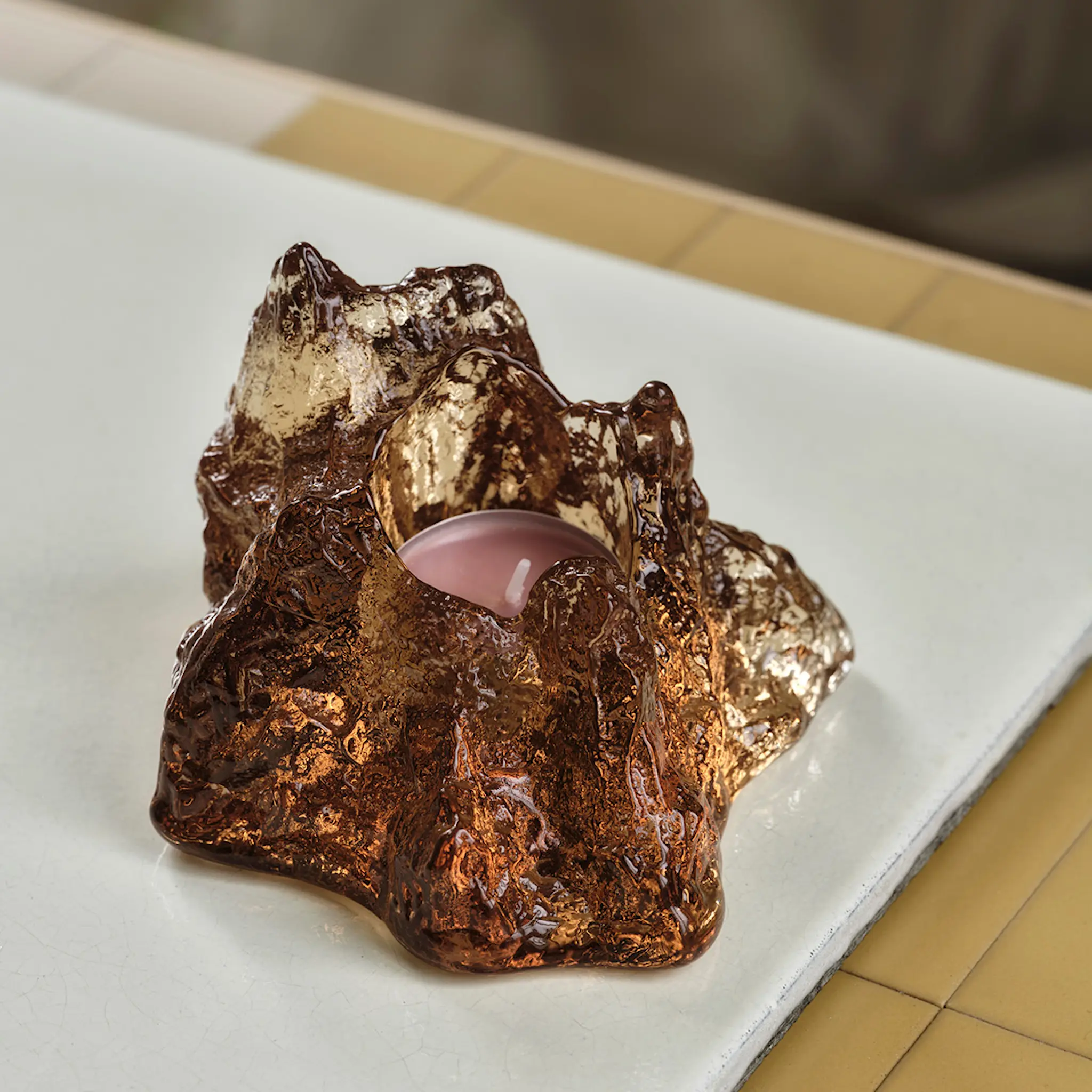 Kosta Boda The Rock Kynttilälyhty 9,1 cm Pronssi