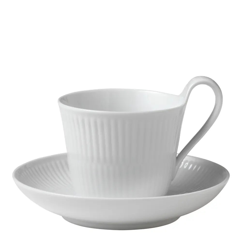 White Fluted Kahvikuppi ja lautanen 24 cl