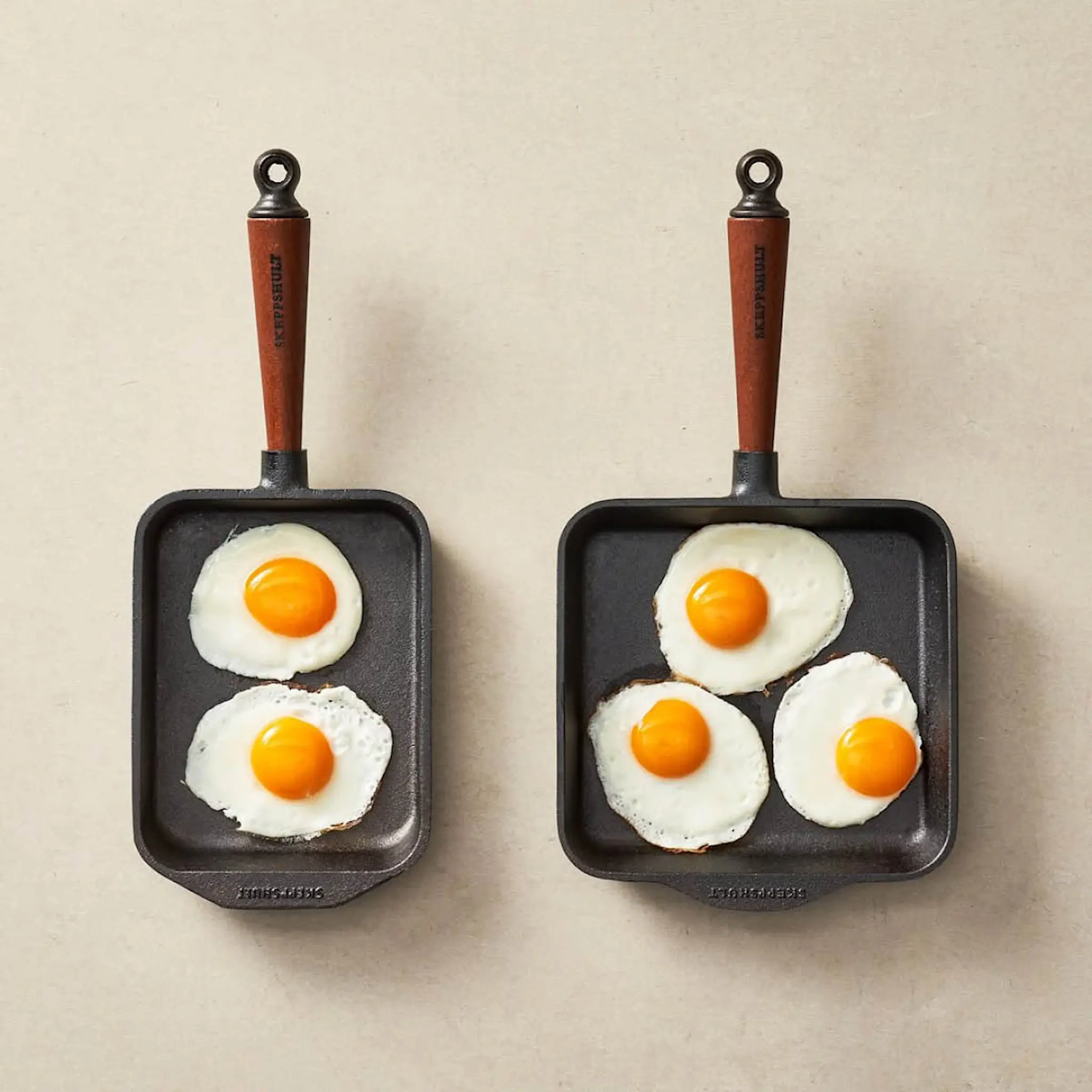 Skeppshult Traditional omelettpanna 21x22 cm med trähandtag