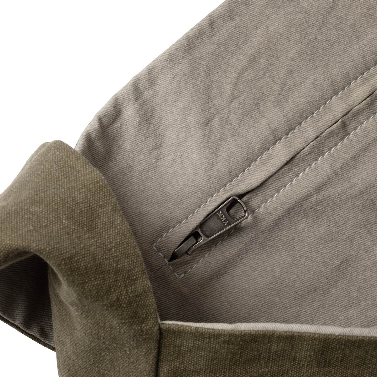 Design House Stockholm Astrid Lindgren tygkasse 40x31 cm Det är ingen ordning på allting... grön