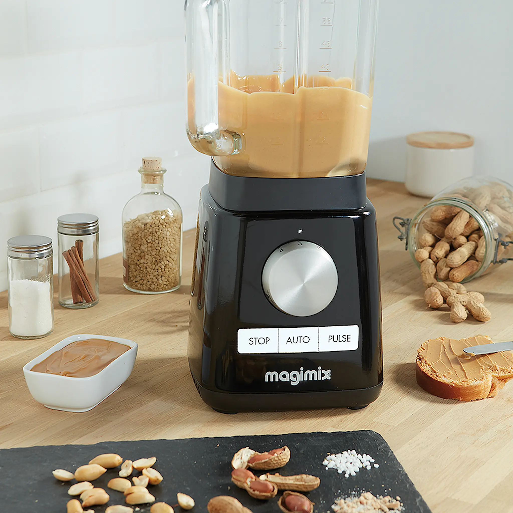 Magimix Power Blender 1,8 L Svart
