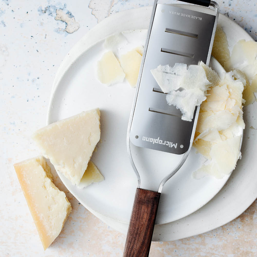 Microplane Master Large Shaver rivjärn hyvel valnöt/stål