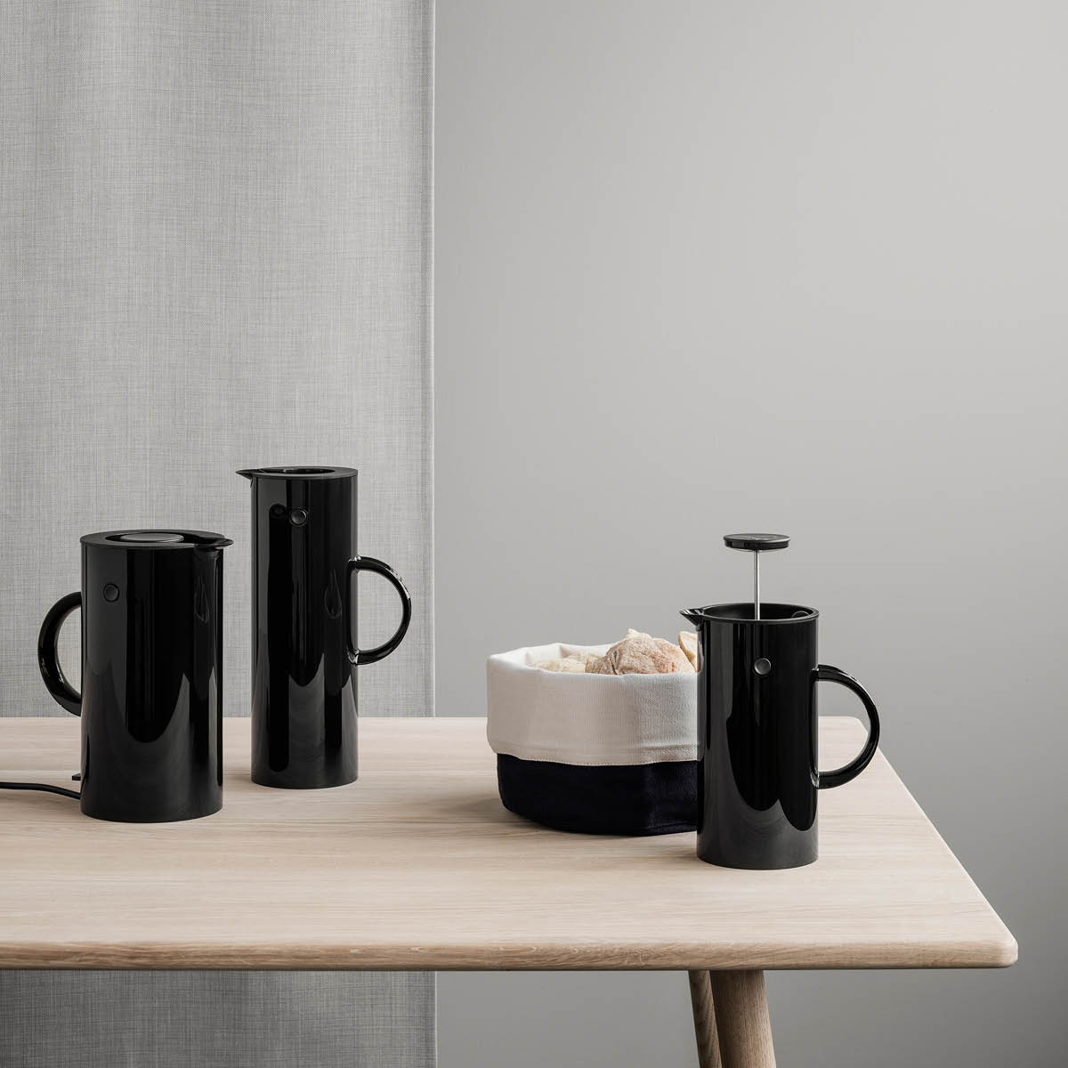 Stelton EM77 Termoskanna 1 L Svart