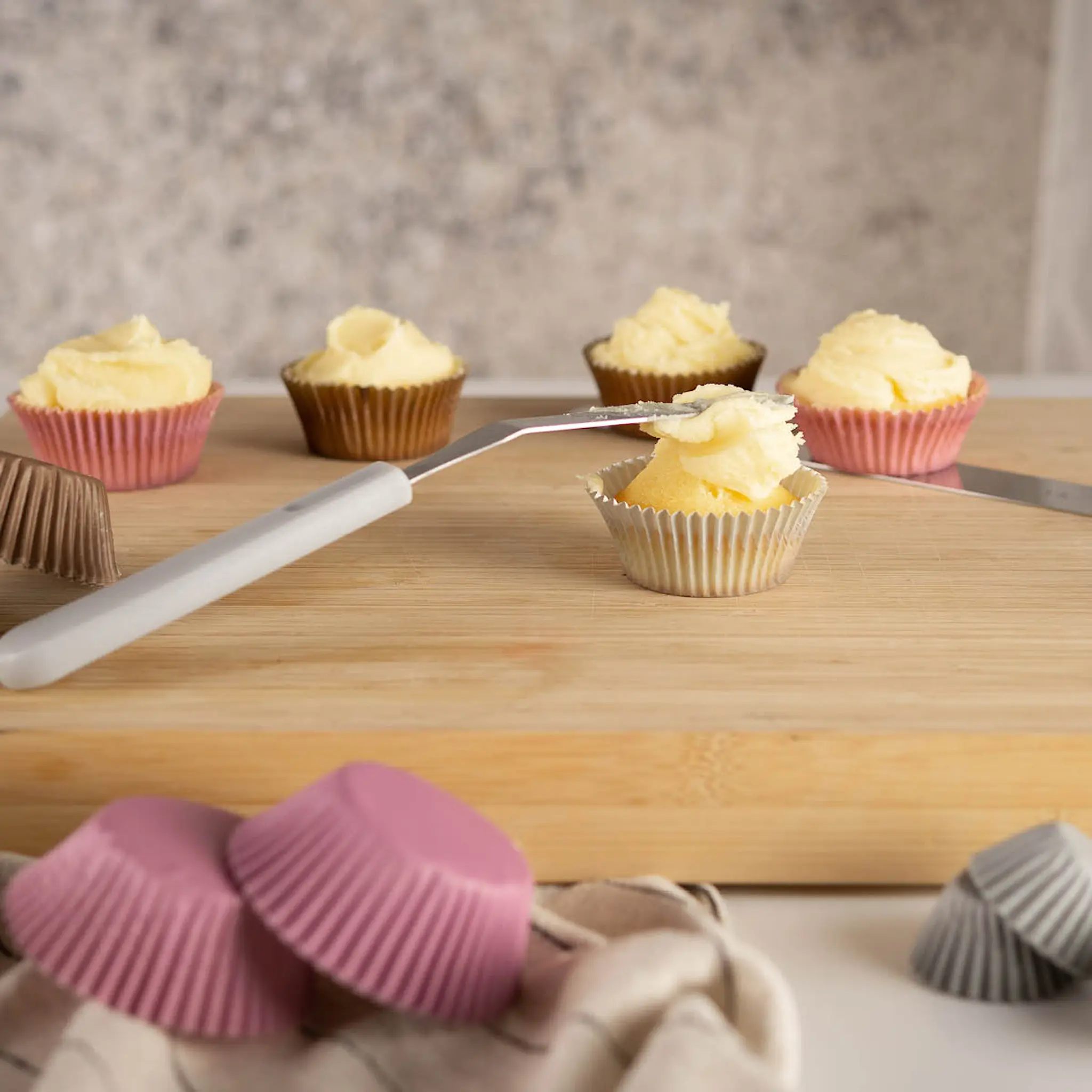 Modern House bAYk Spatel 3,5x23,5 cm Grå