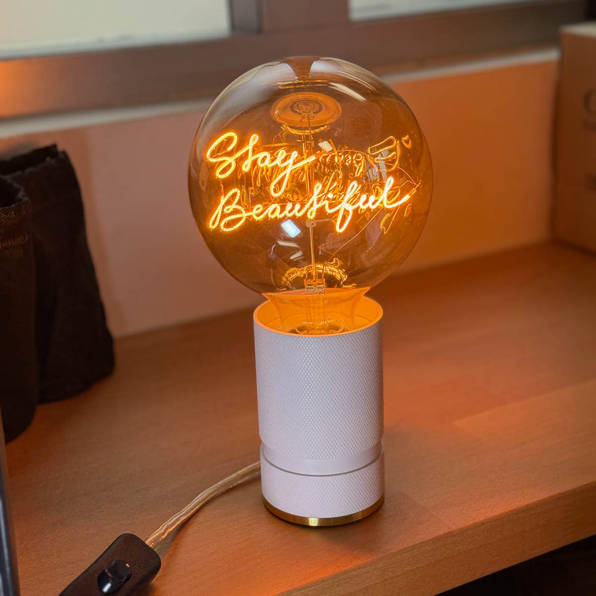 Elements Lighting MITB glödlampa LED 17 cm Stay Beautiful bärnsten