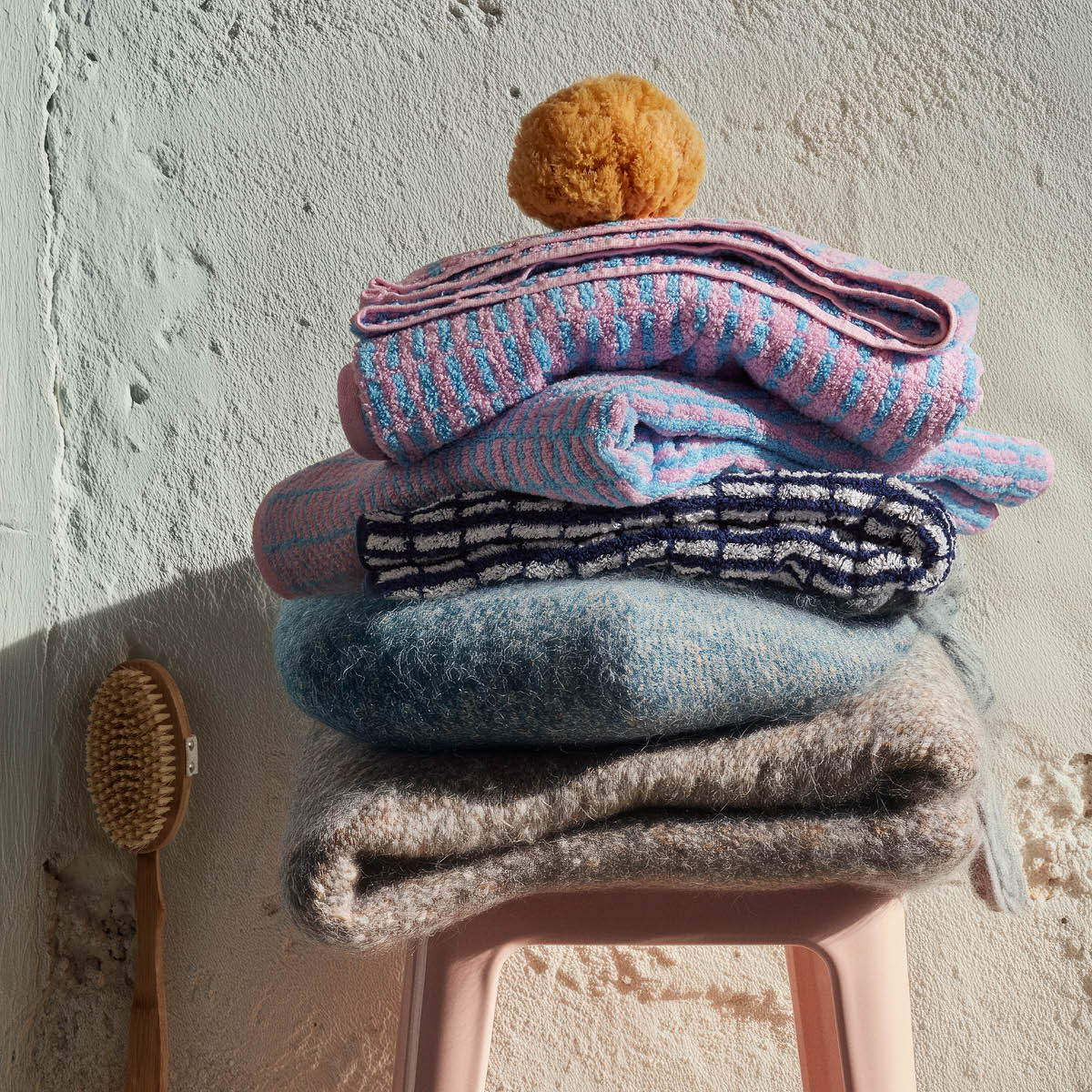 Juna Nuance handduk 70x140 cm ljusblå/rosa