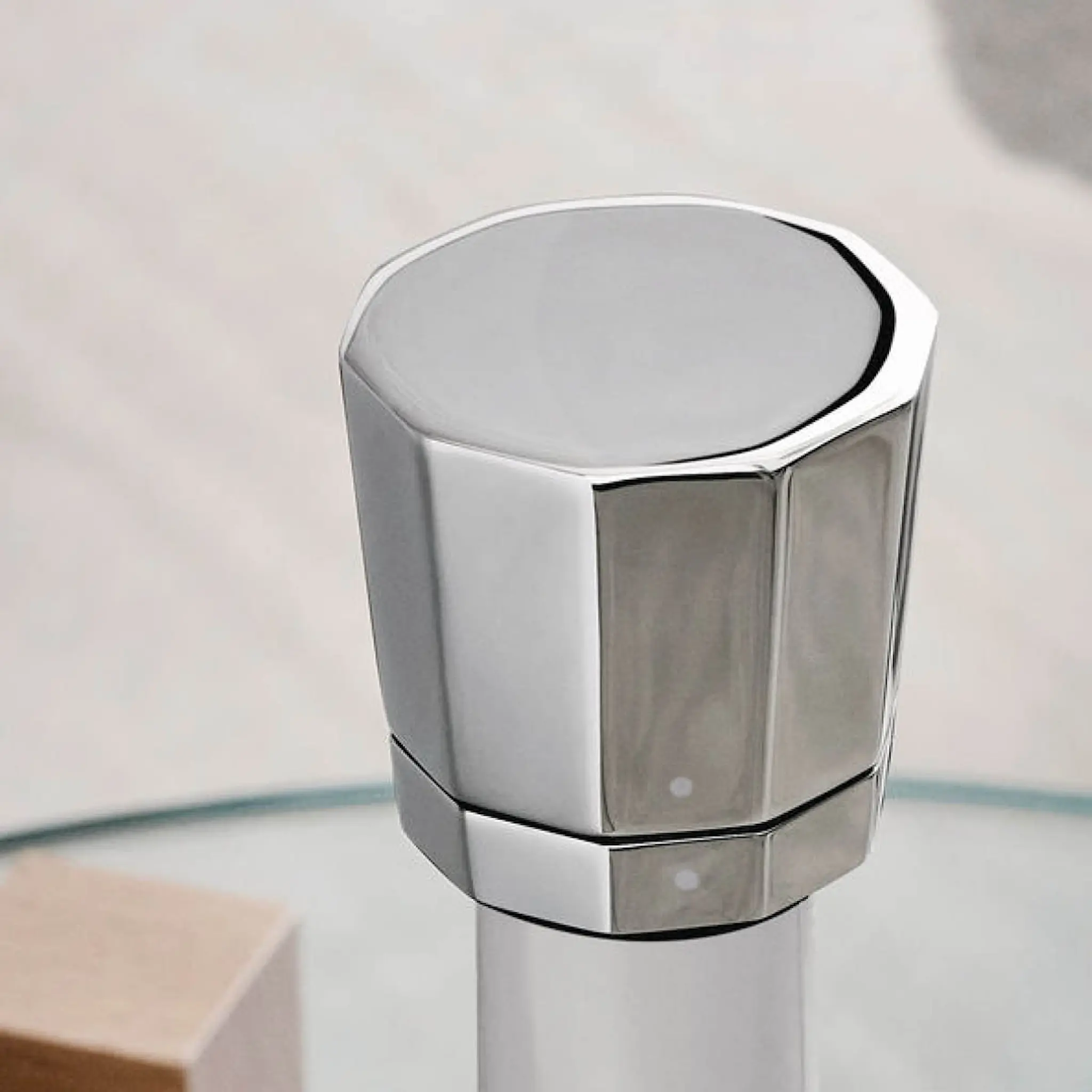 Alessi Eugenia Samppanjapullon suljin Teräs