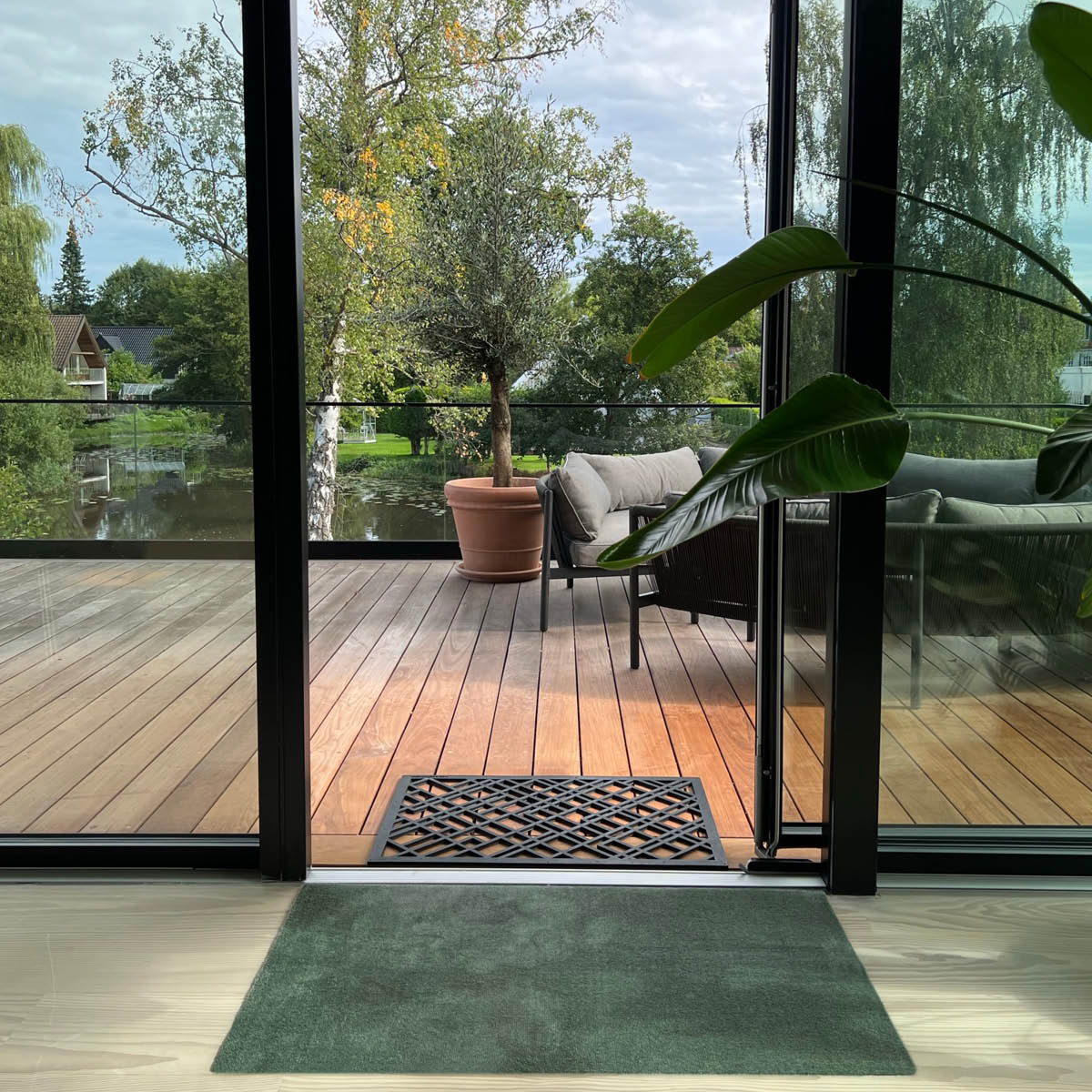 Tica Copenhagen Lines dörrmatta gummi 90x60 cm svart