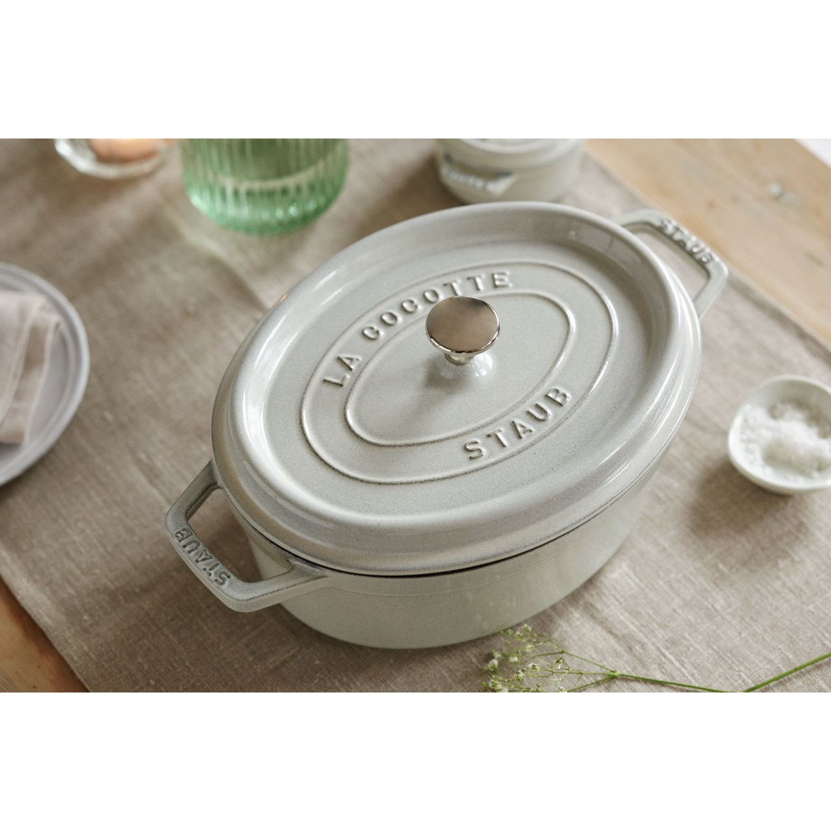 Staub La Cocotte oval gryte 29 cm 4,2L hvit