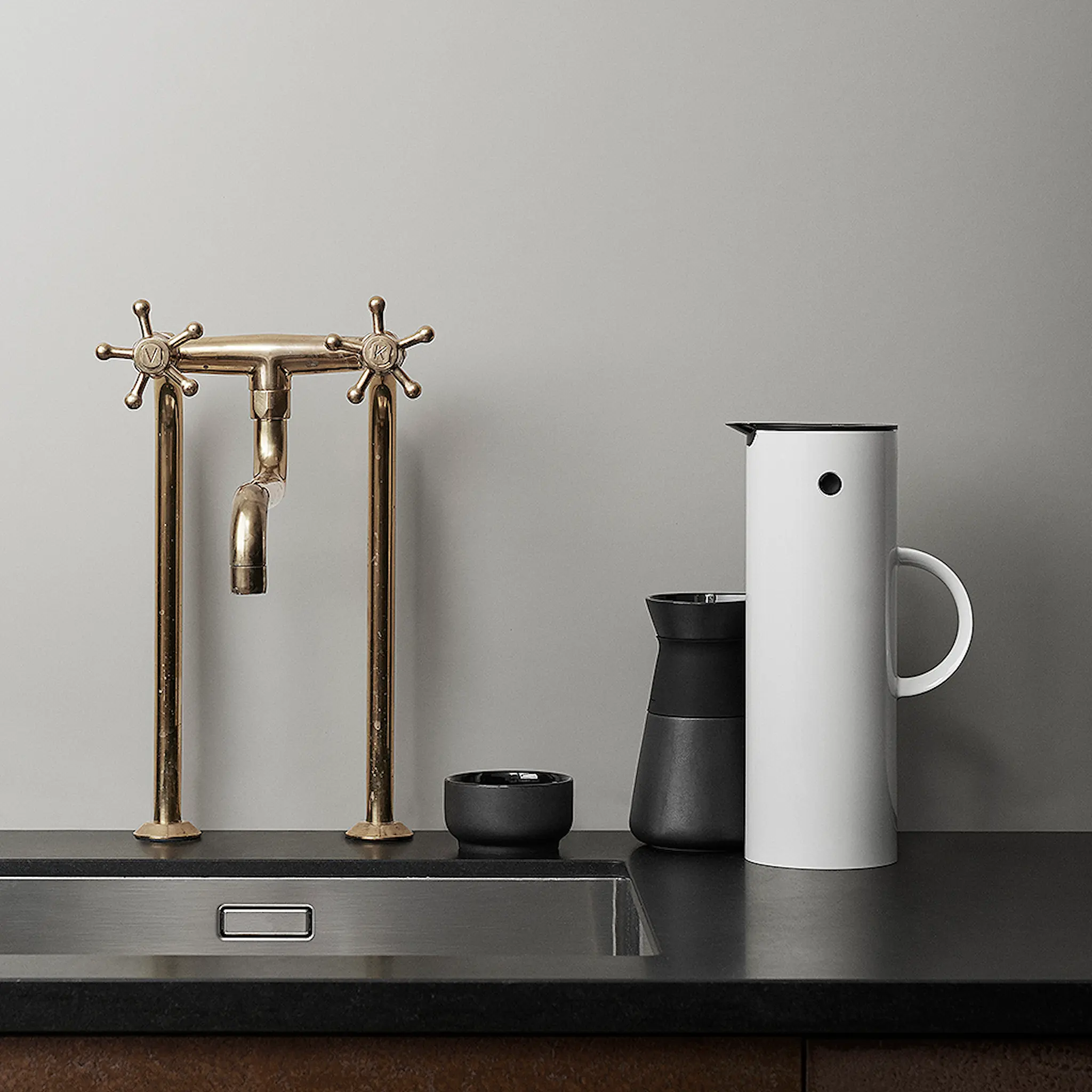 Stelton EM77 Termoskanna 1 L Vit