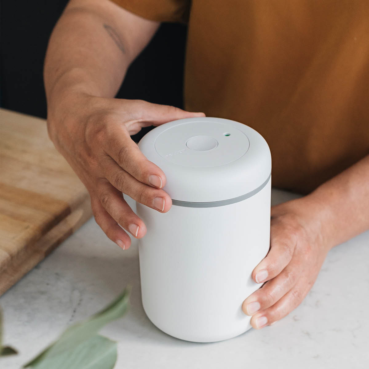 Fellow Atmos Vakuum Förvaringsburk 1,2 L Vit