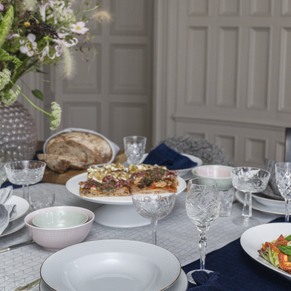 Rörstrand Swedish Grace duk 145x270 cm tåke