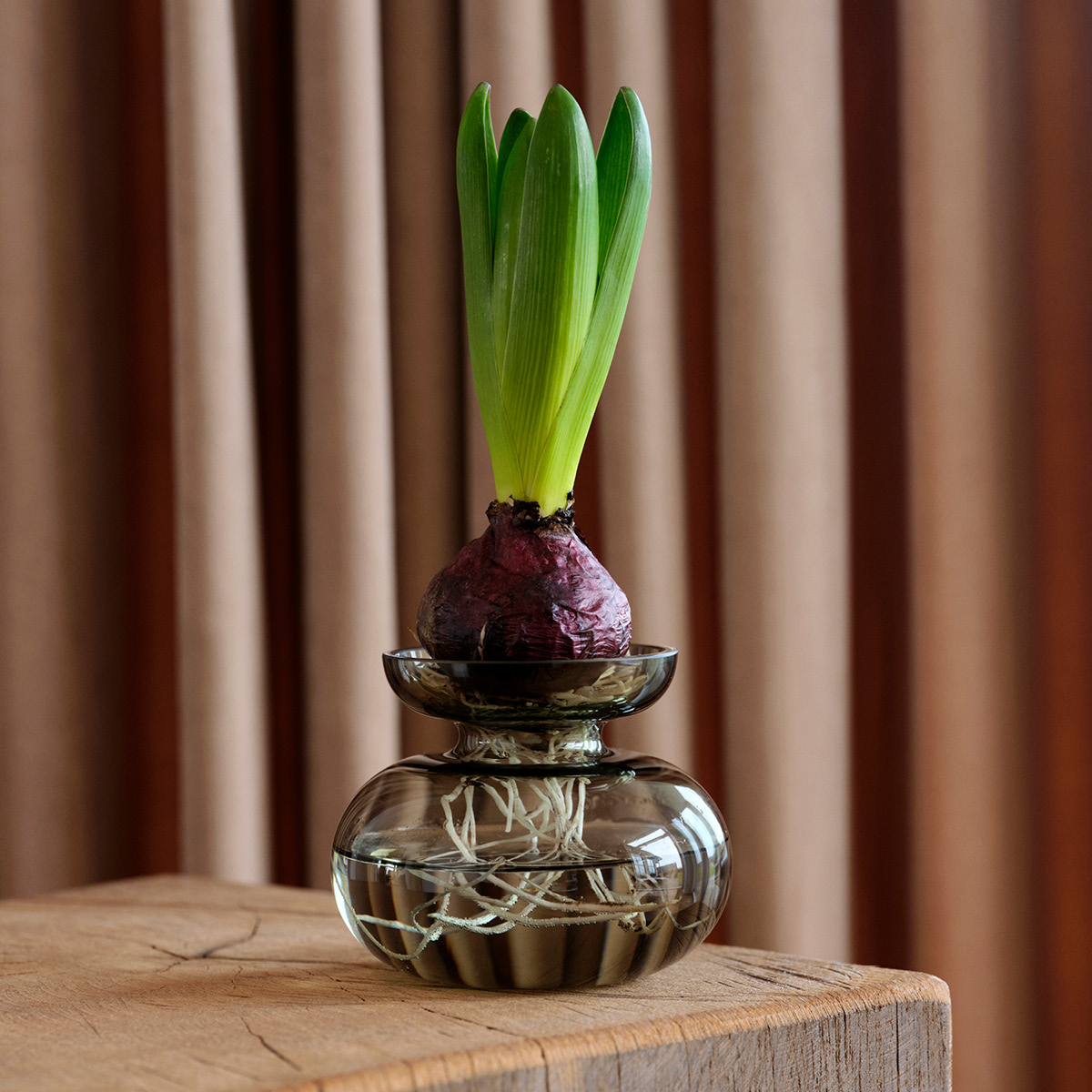 Zone Inu vas 11x9 cm smoked grey