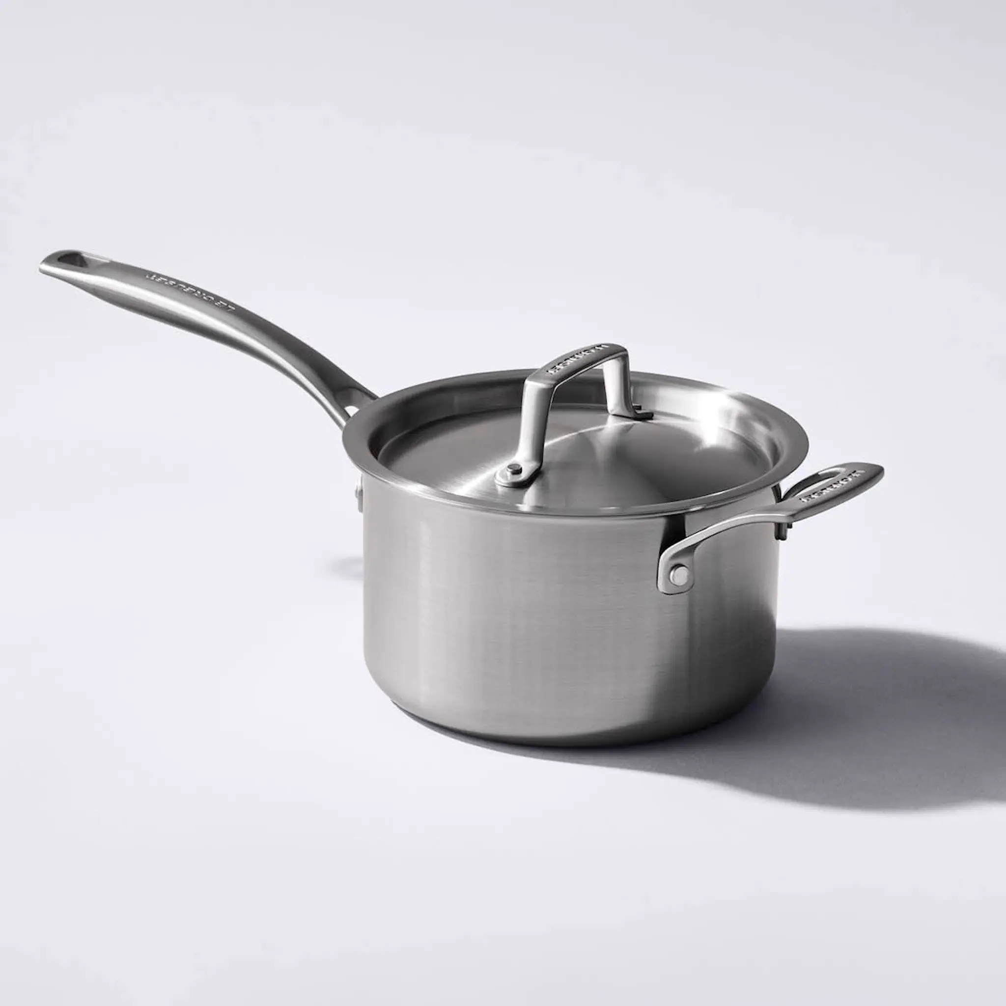 Le Creuset Essential 3-Ply kastrull 18 cm 2,8 L med lock