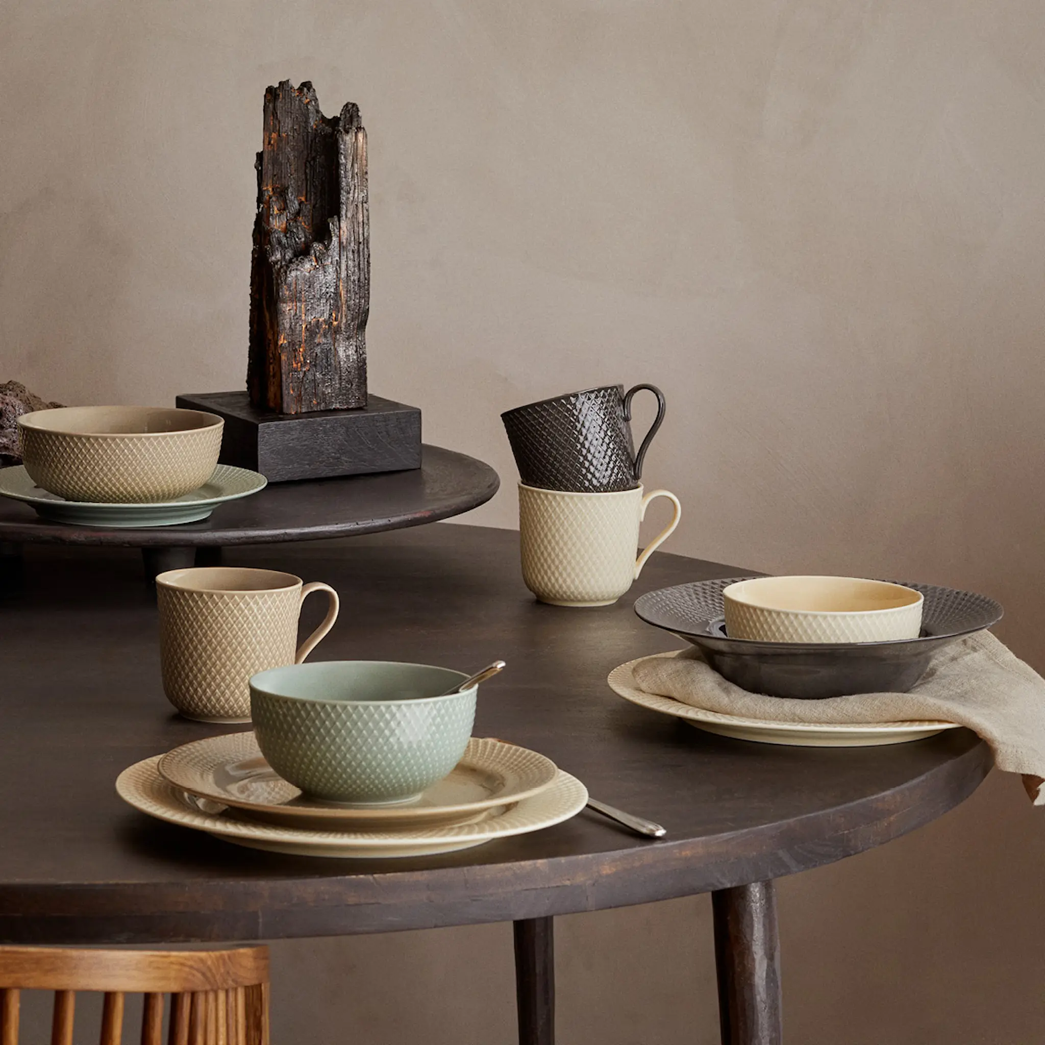 Lyngby Porcelæn Rhombe Earth tallrik 27 cm marble