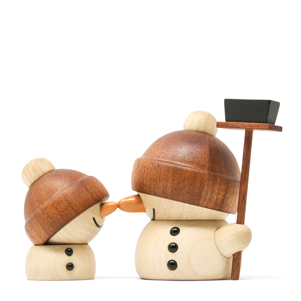 FableWood Flurry snögubbe träfigur 8 cm sapele/lönn