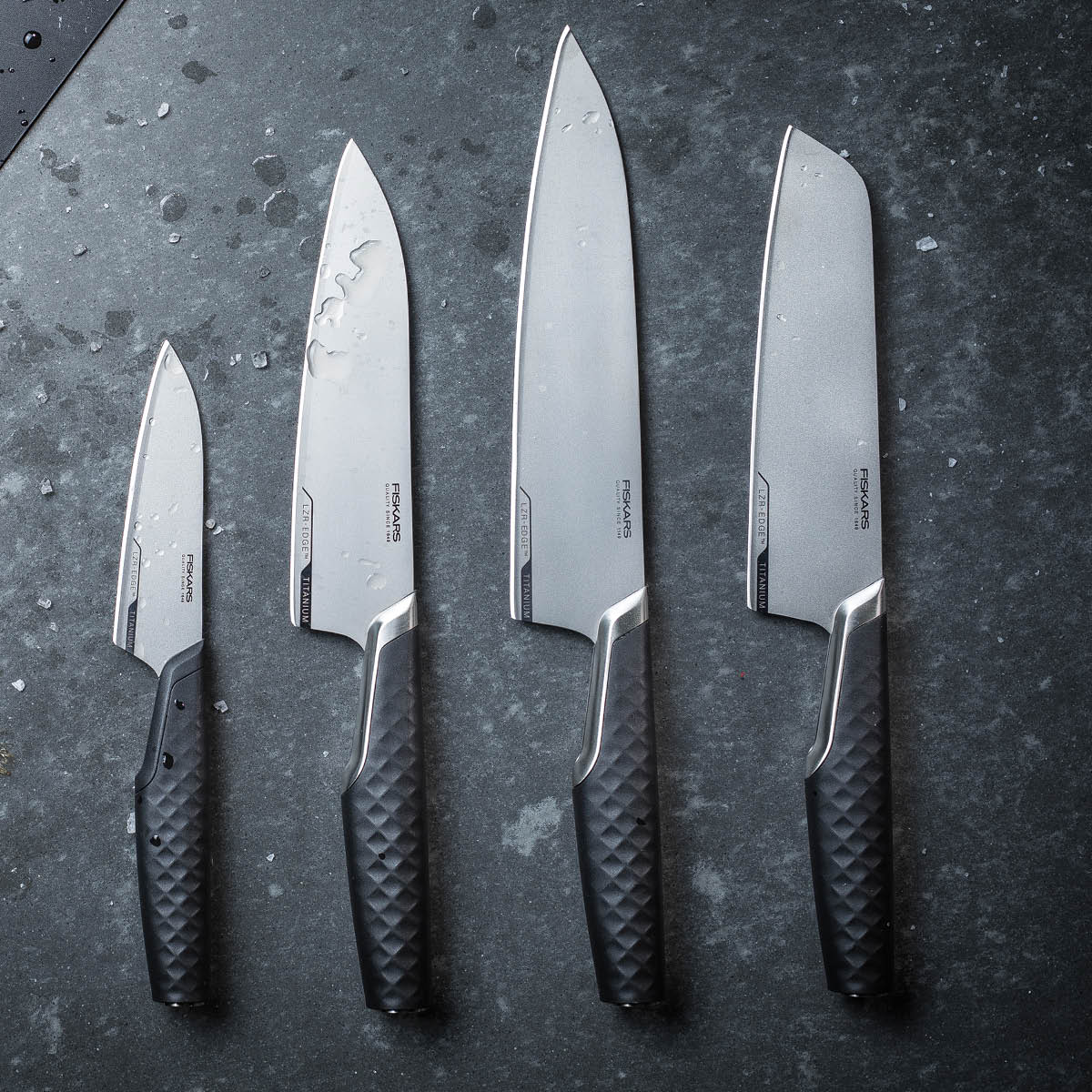 Fiskars Taiten Skalkniv 10 cm