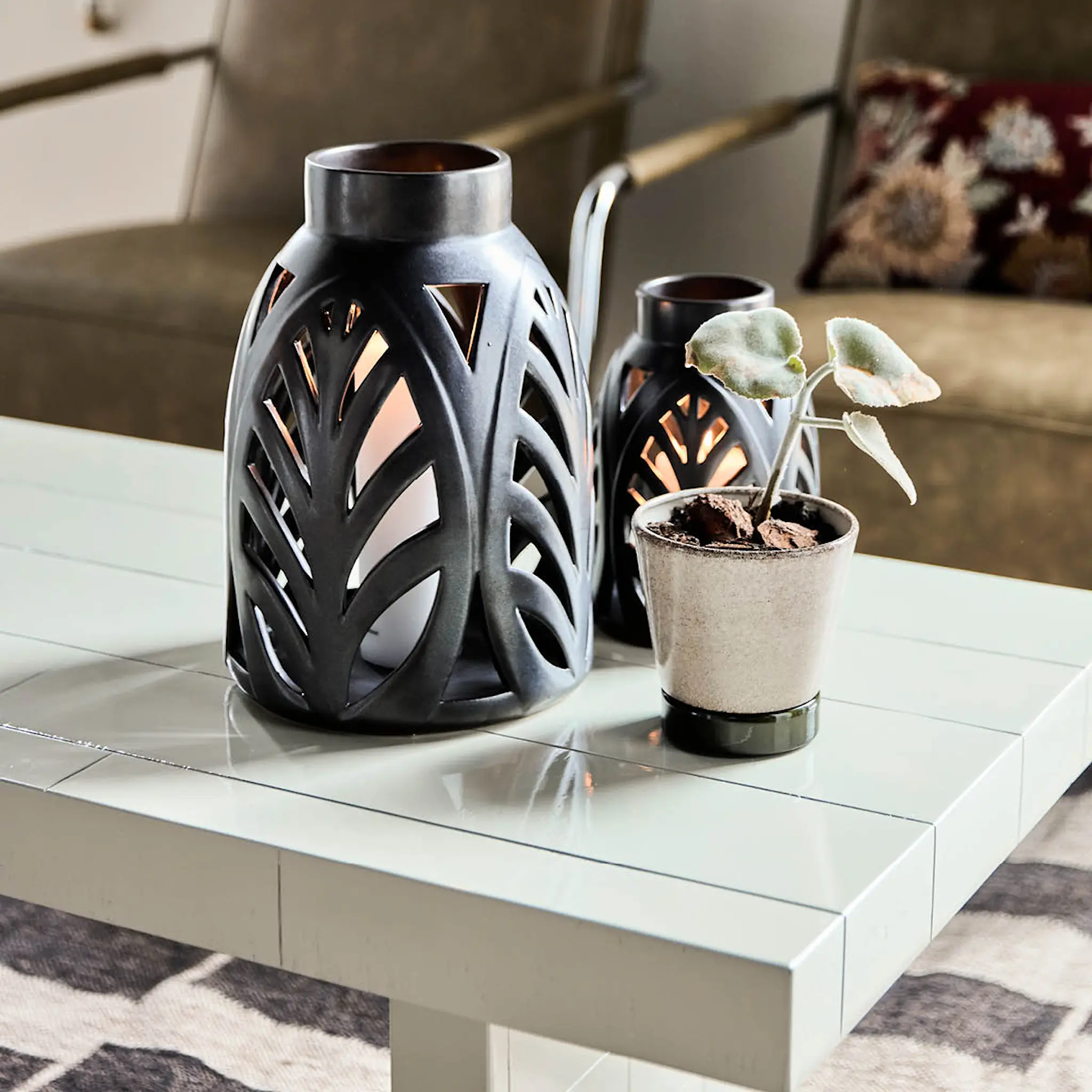 House Doctor Elm Kynttilälyhty 22x32 cm Musta