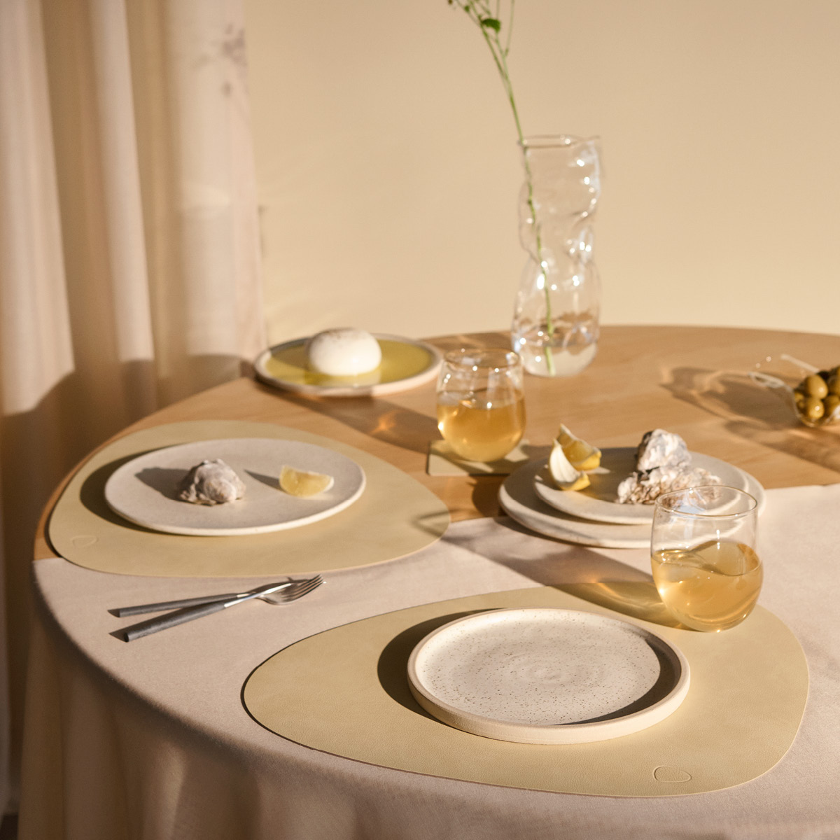 LIND DNA Curve Nupo Pöytätabletti 37x44 cm Lemon Sorbet