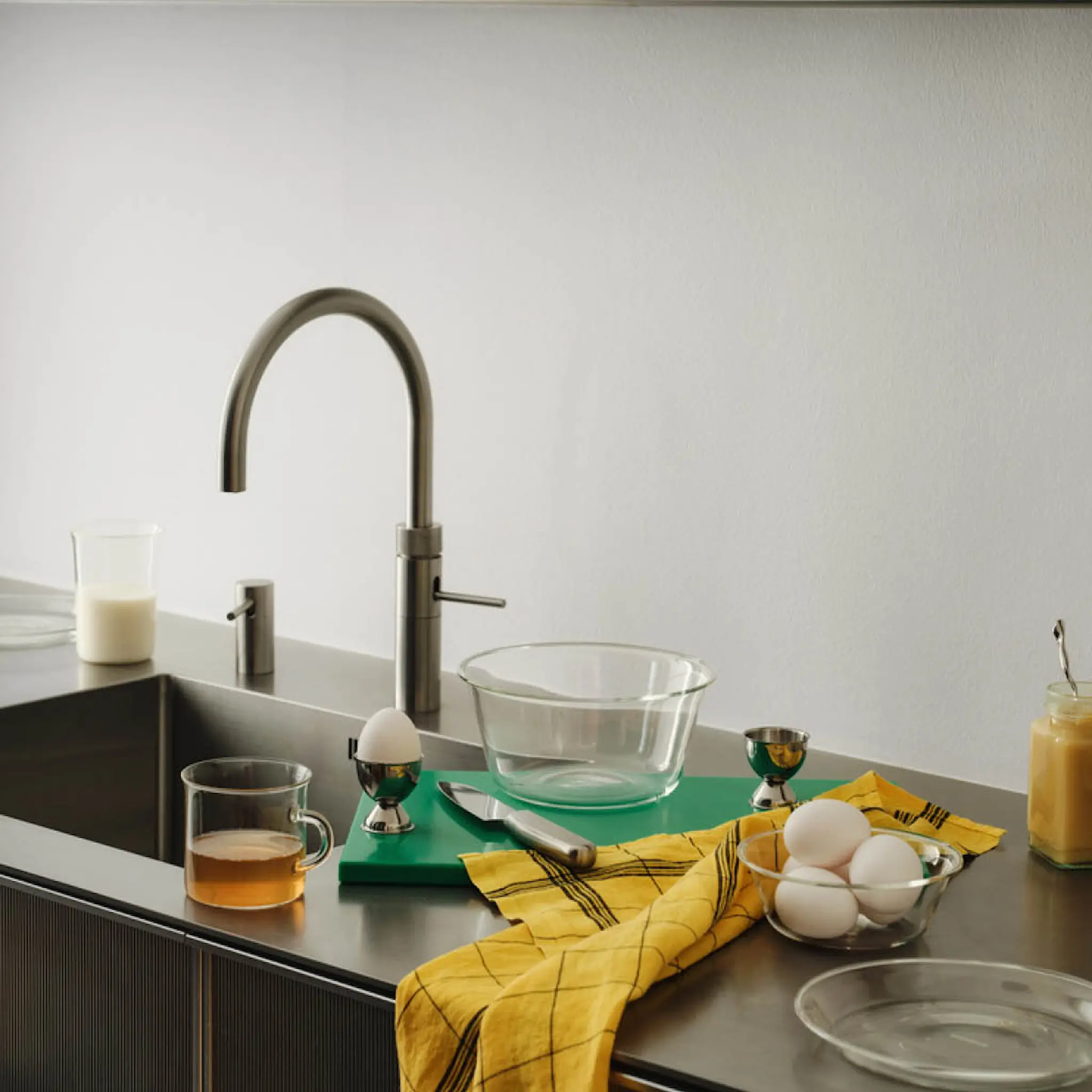 Kosta Boda Innocent Muki 36 cl 4 kpl