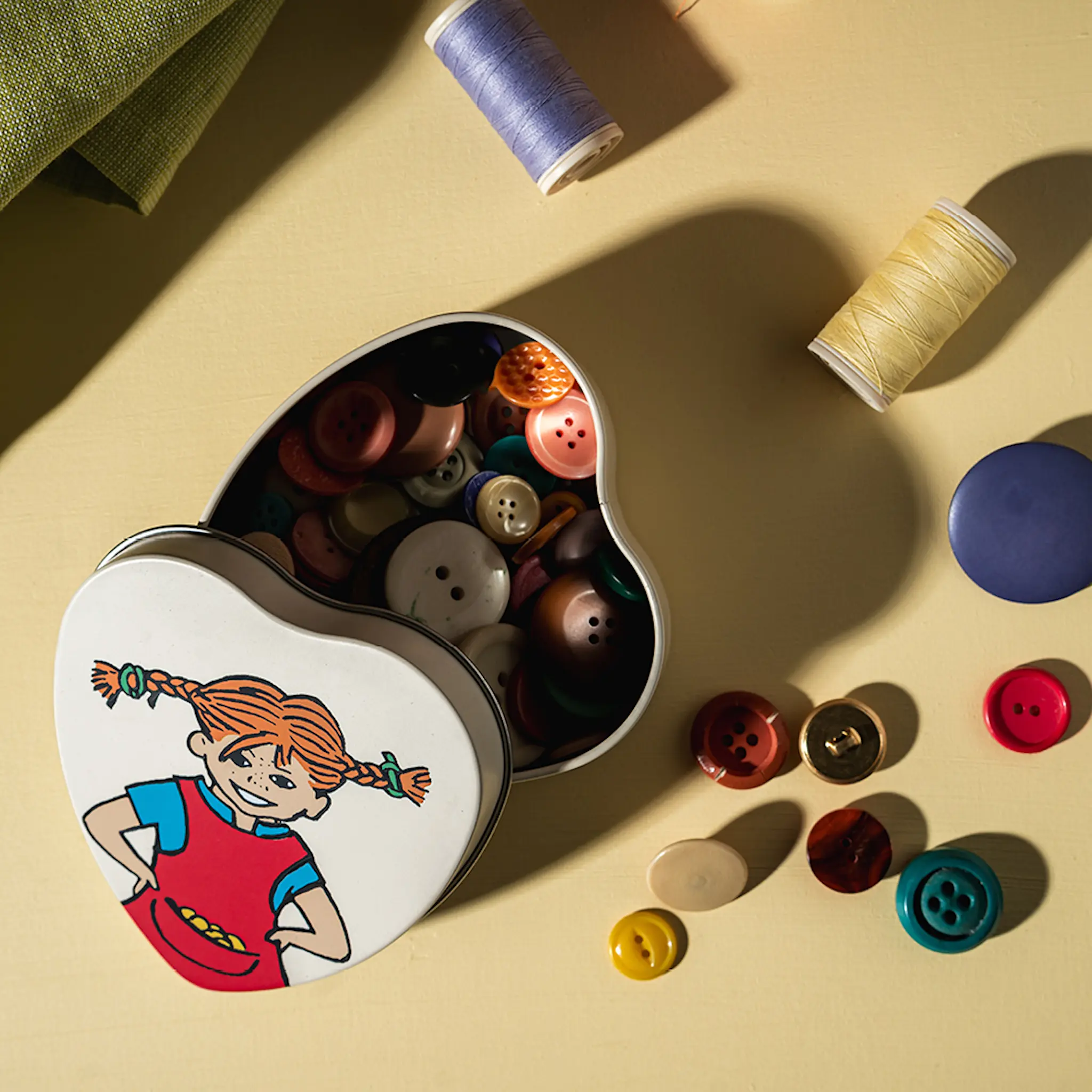 Muurla Be more Pippi plåtburk 10x4 cm hjärta beige