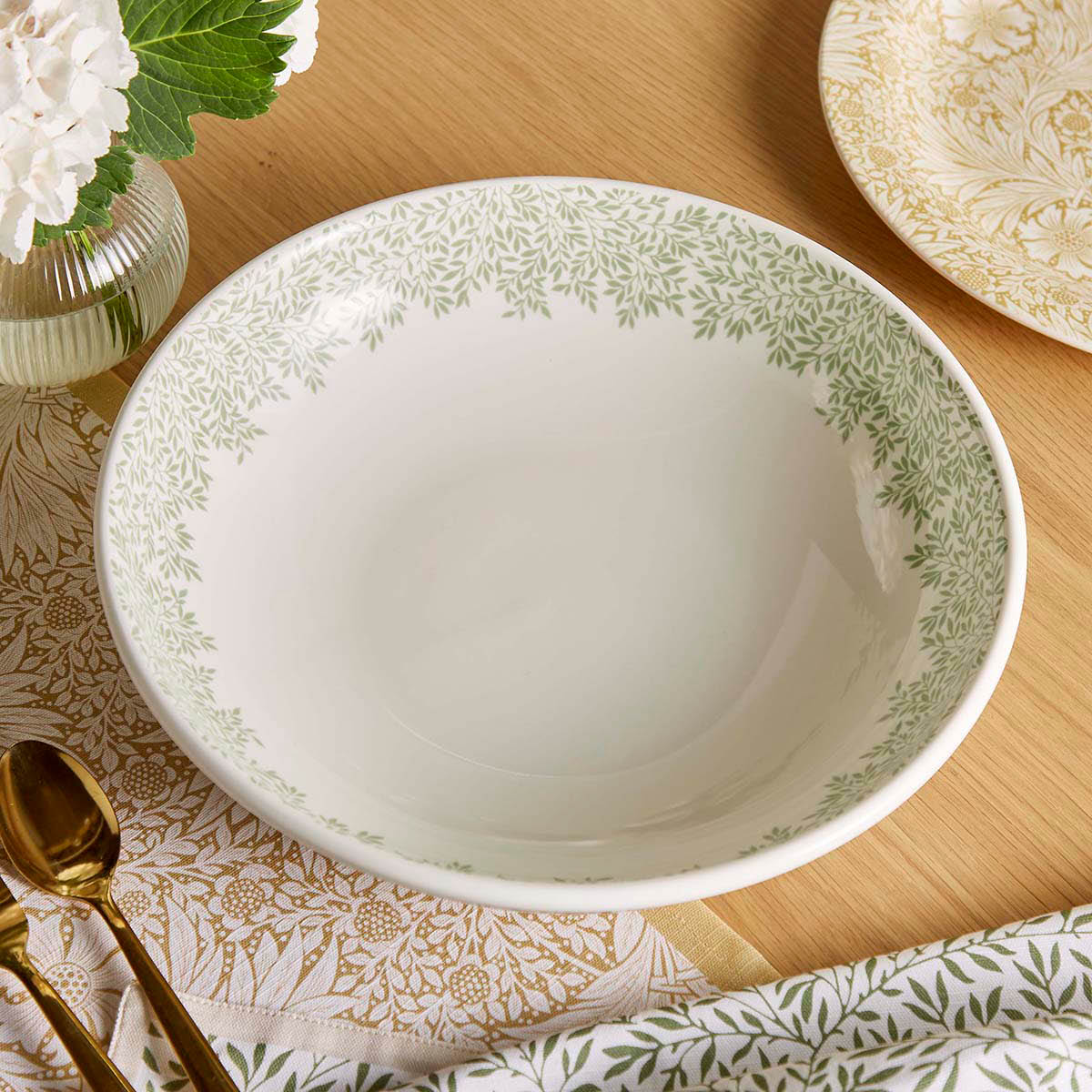 Spode Morris & Co låg skål 16 cm strawberry thief