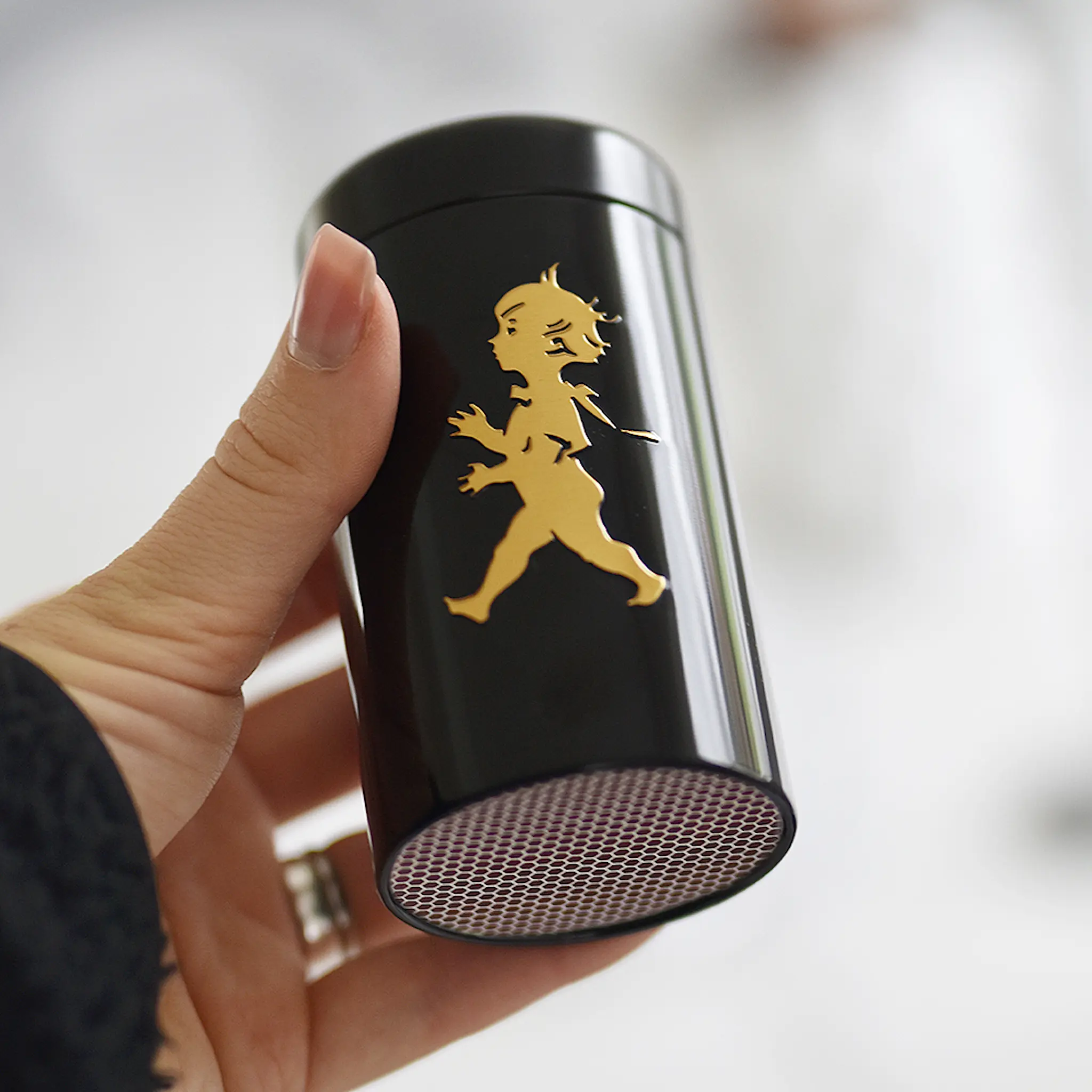 SOLSTICKAN Tulitikut purkissa Musta/Kulta