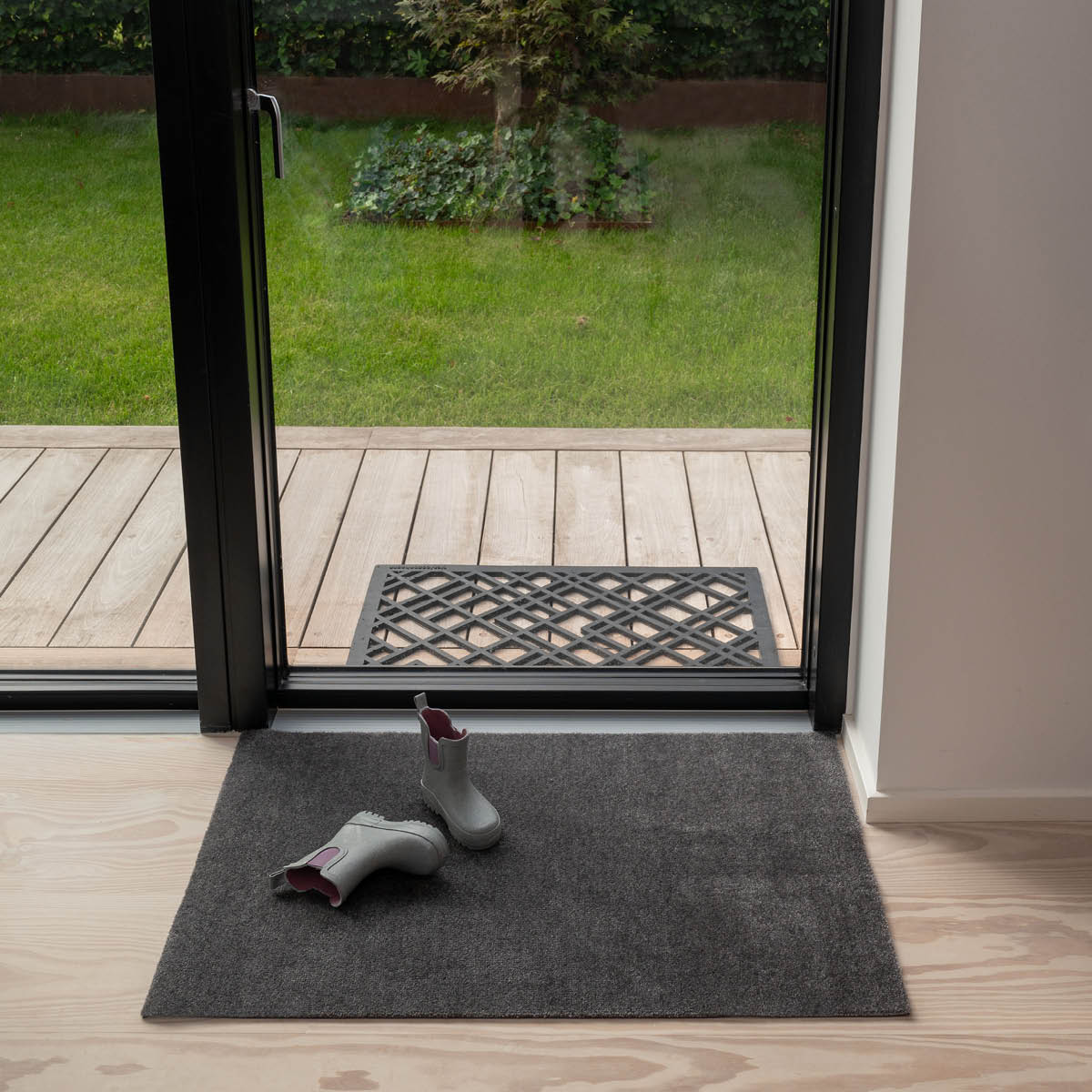 Tica Copenhagen Unicolor golvmatta 90x60 cm stålgrå