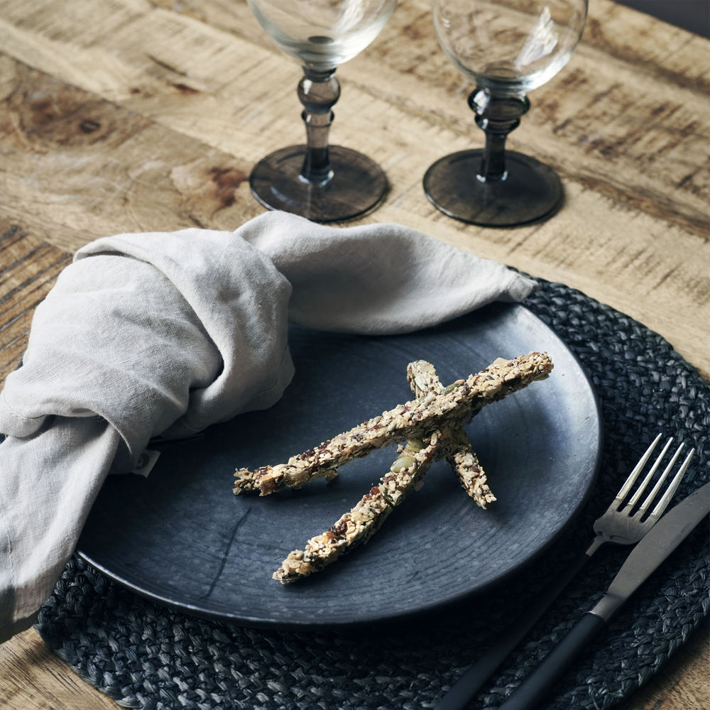 House Doctor Pion tallerken 28,5 cm svart/brun