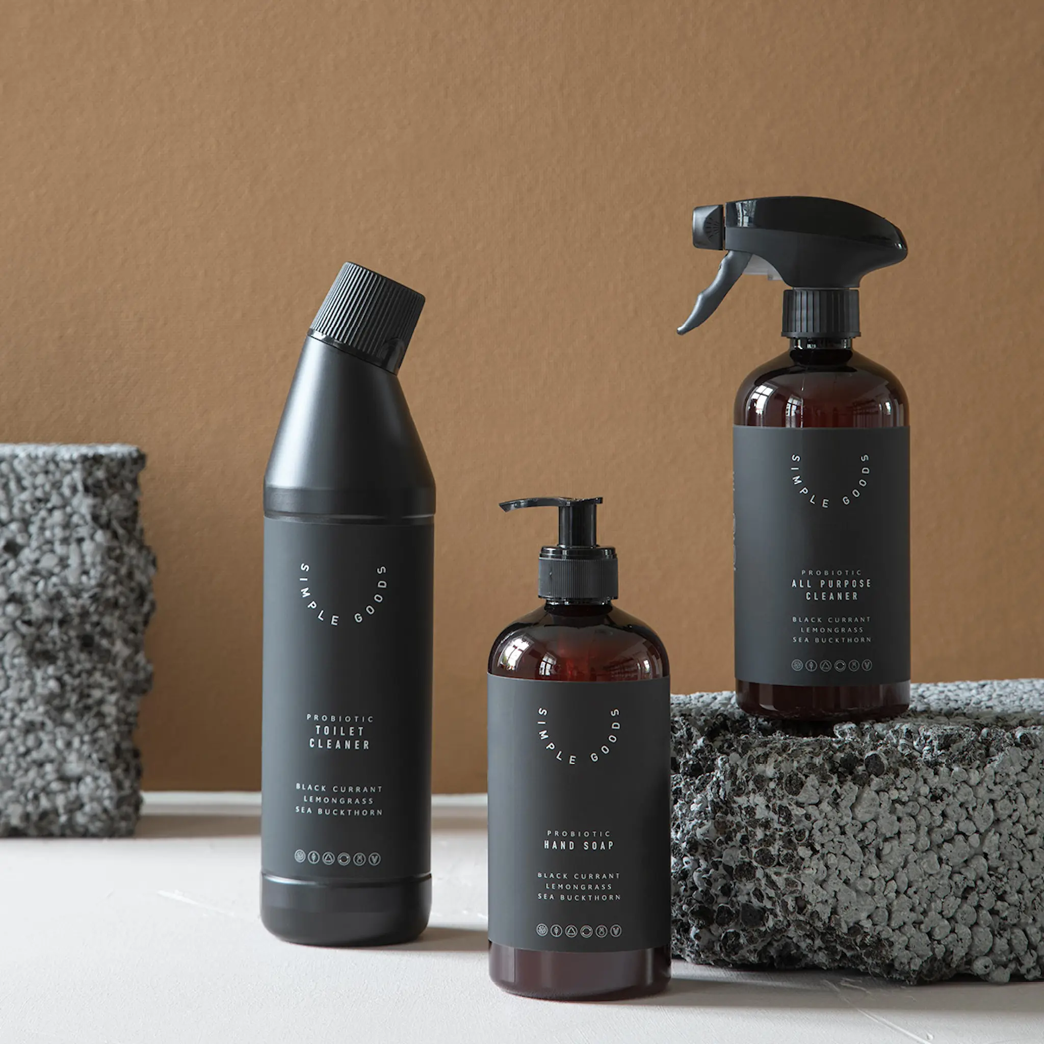 Simple Goods Lemongrass Käsisaippua 450 ml Musta