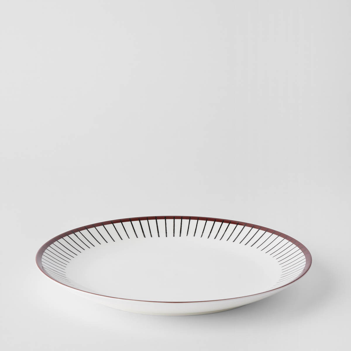 Gustafsberg Ribb tallrik utan bräm 24 cm brunsvart