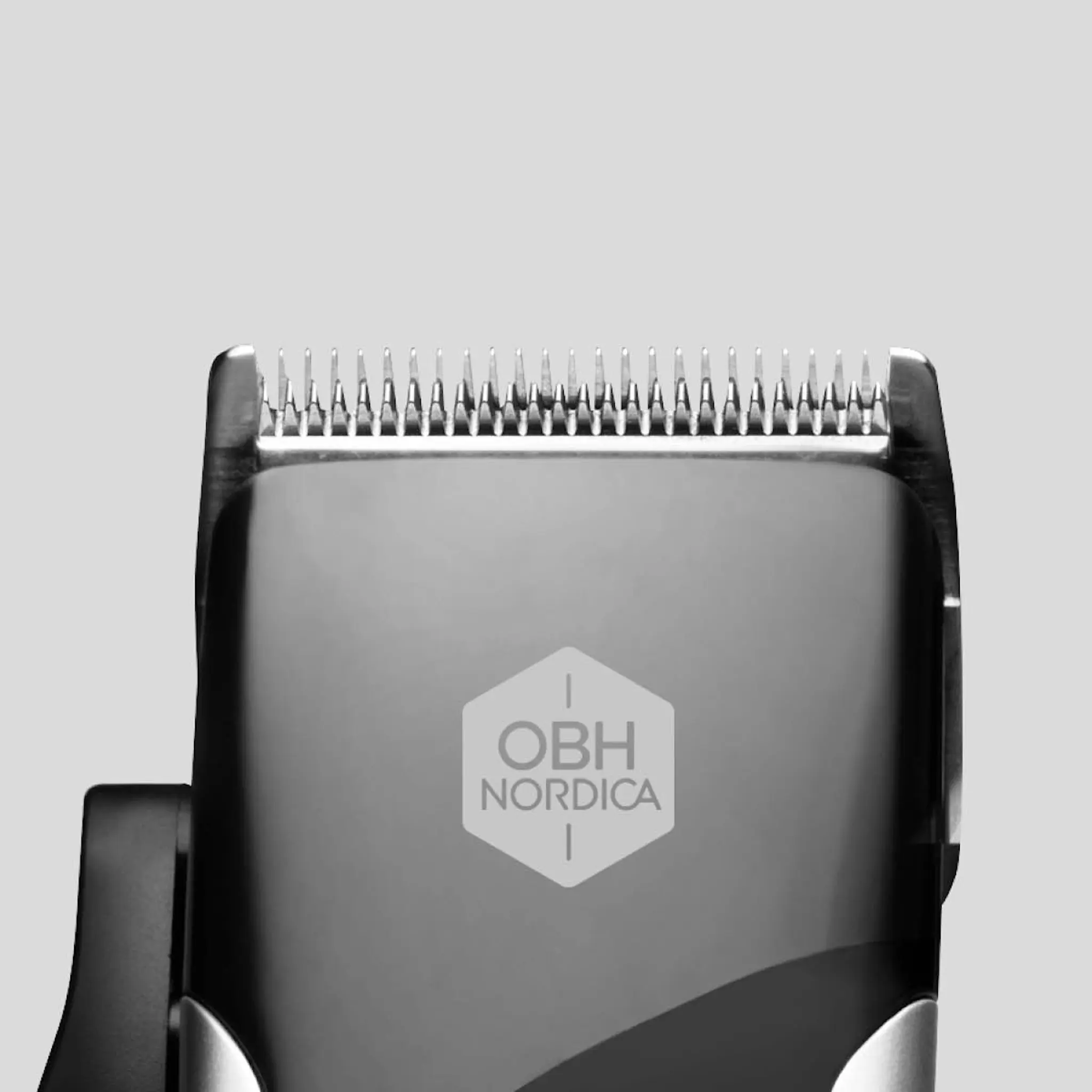 OBH Nordica Attraxion Classic hårklippare HH1603N0 svart/silver