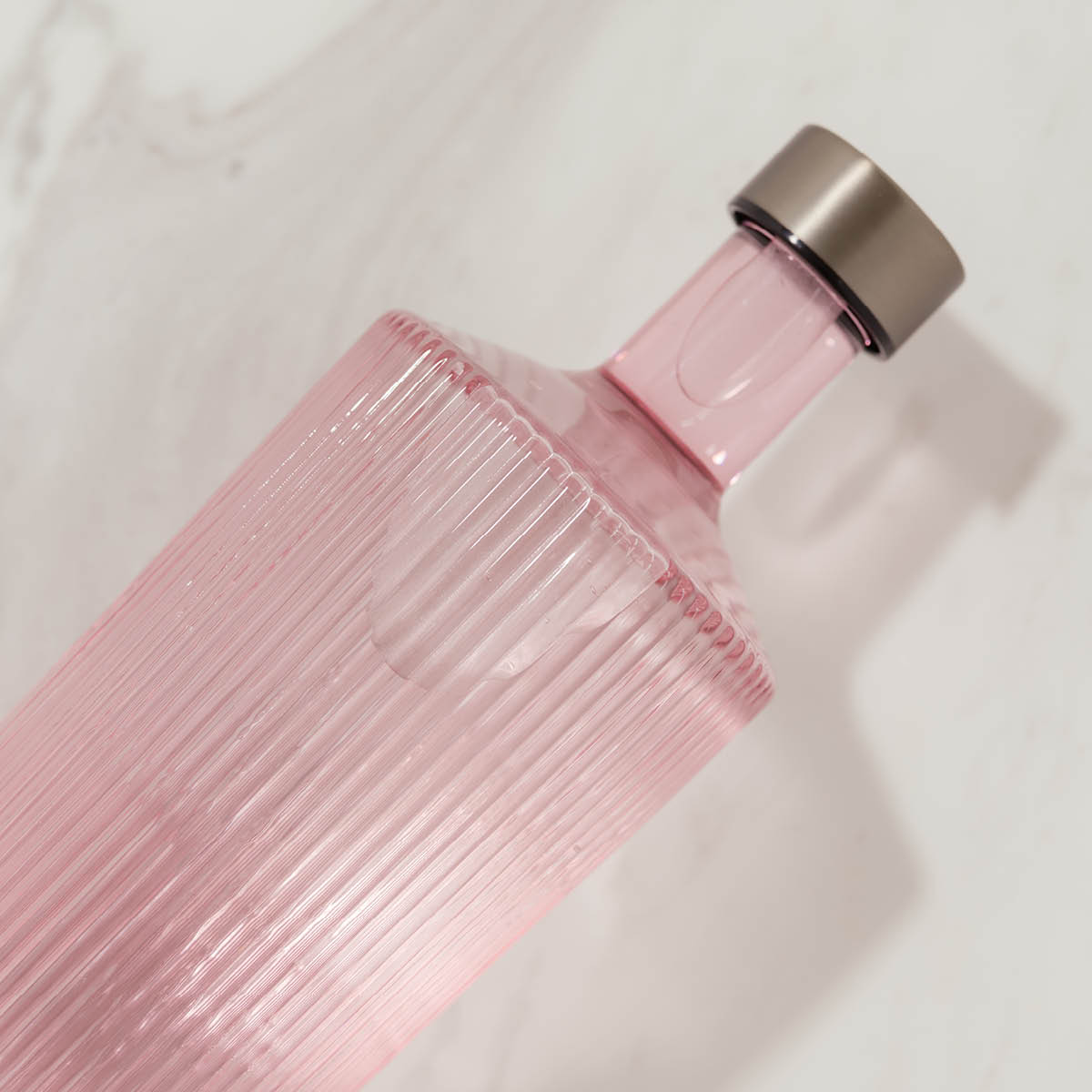 Paveau Ribbed Elegance flaska Pink 1,25 L rosa