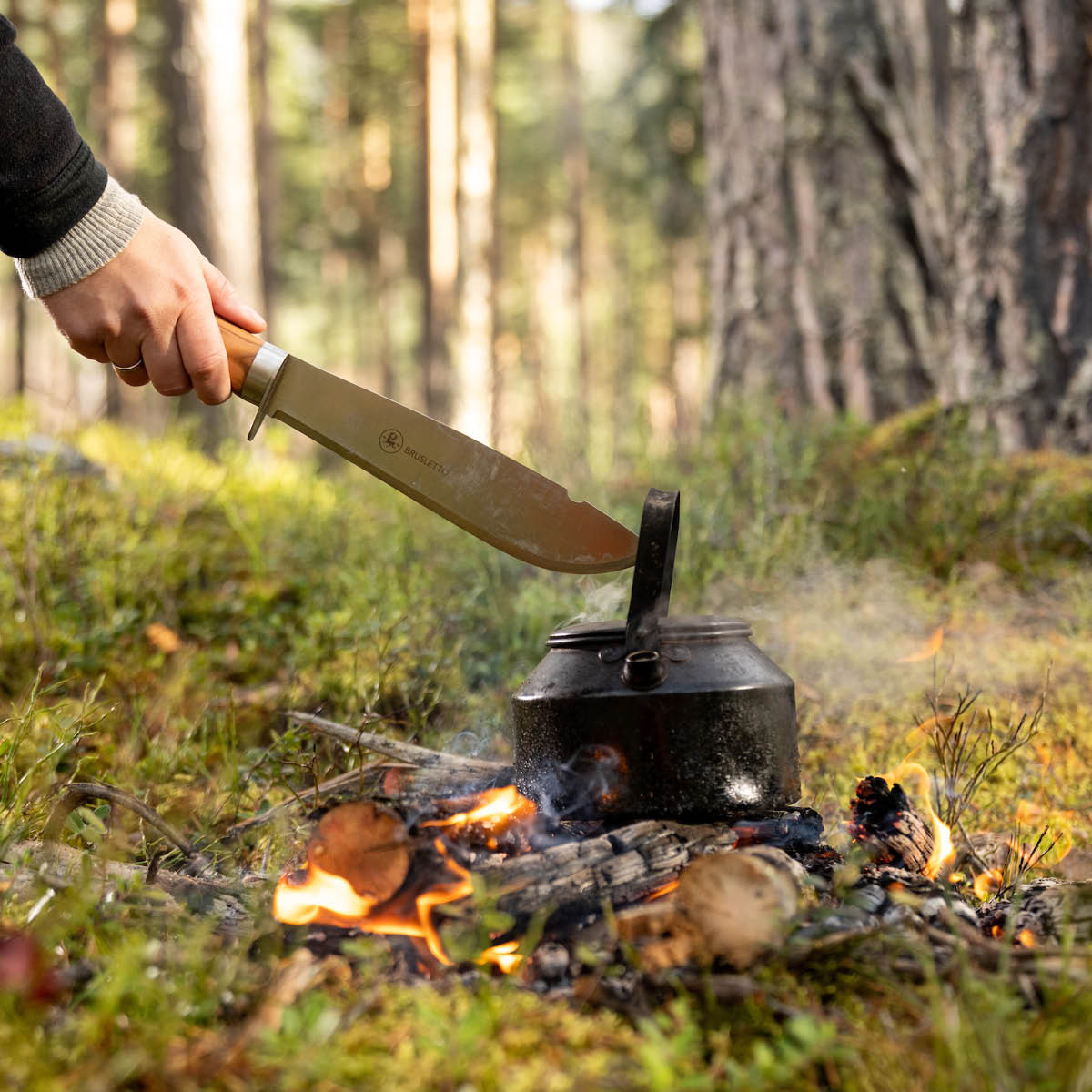 Brusletto Villmarka stor kniv 36 cm olivträ