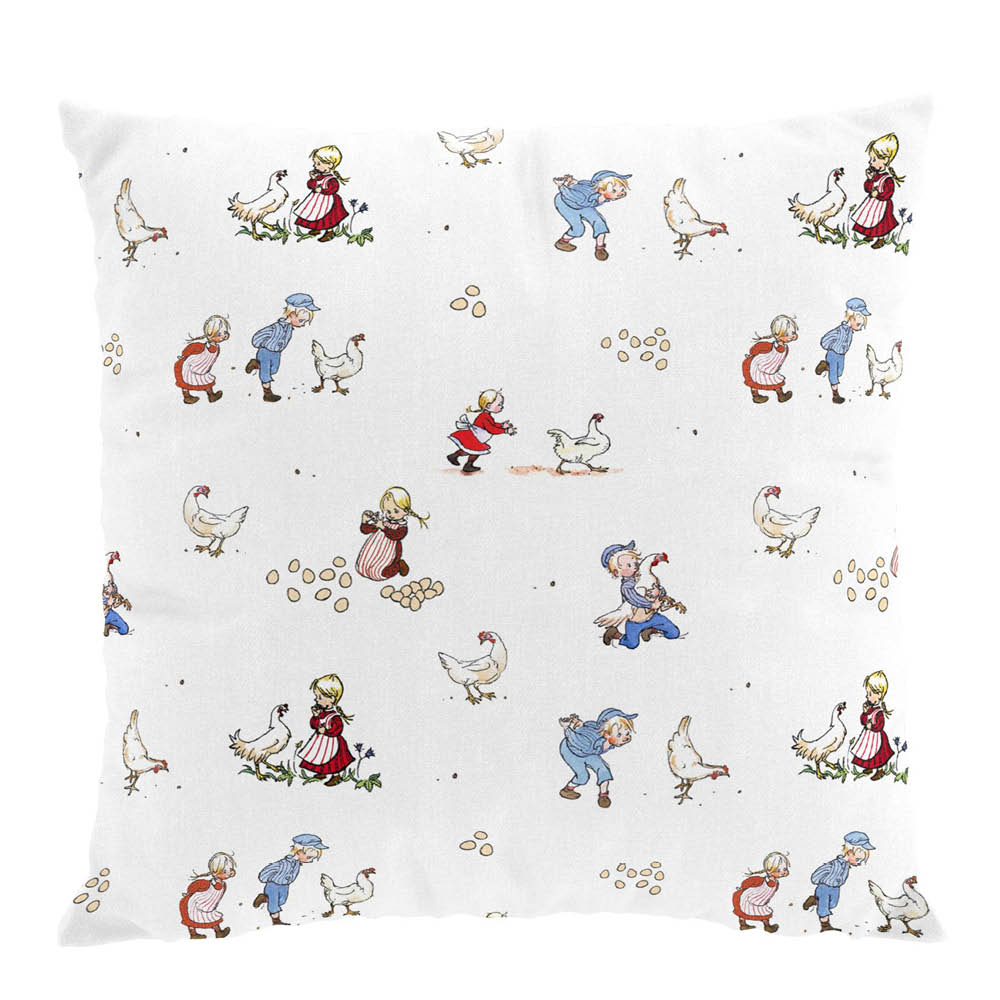 Arvidssons Emil & Ida i hönsgården kuddfodral 32x40 cm offwhite