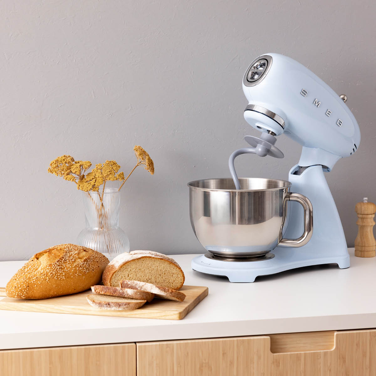 Smeg Smeg köksmaskin SMF05 4,8 L pastellblå