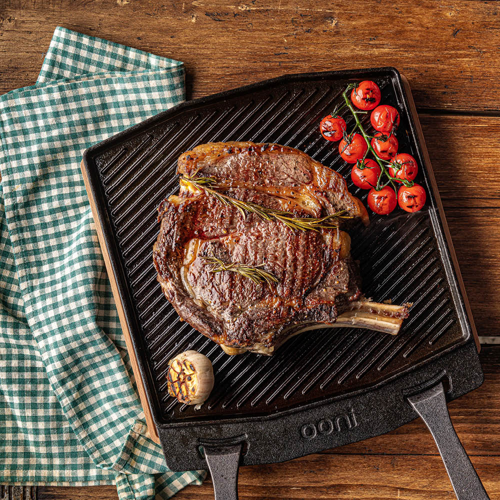 Ooni Grizzler Plate tvåsidig grillplatta 32 cm gjutjärn med ställ