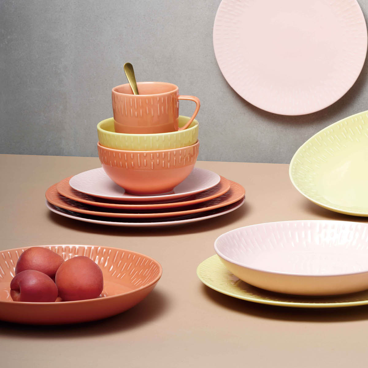 Aida - Life in colour Confetti krus 35 cl apricot