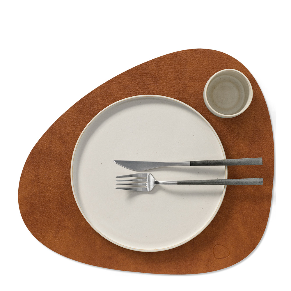 LIND DNA Curve Bull Pöytätabletti kaksipuolinen 37x44 cm Cognac/Black