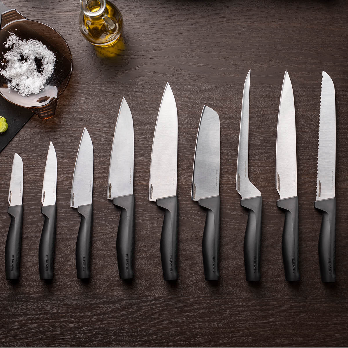 Fiskars Hard Edge Kokkiveitsi 20 cm