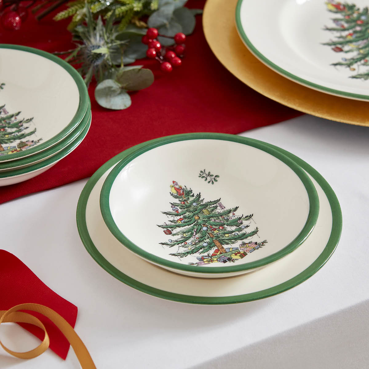 Spode Christmas Tree teekuppi ja aluslautanen 20 cl