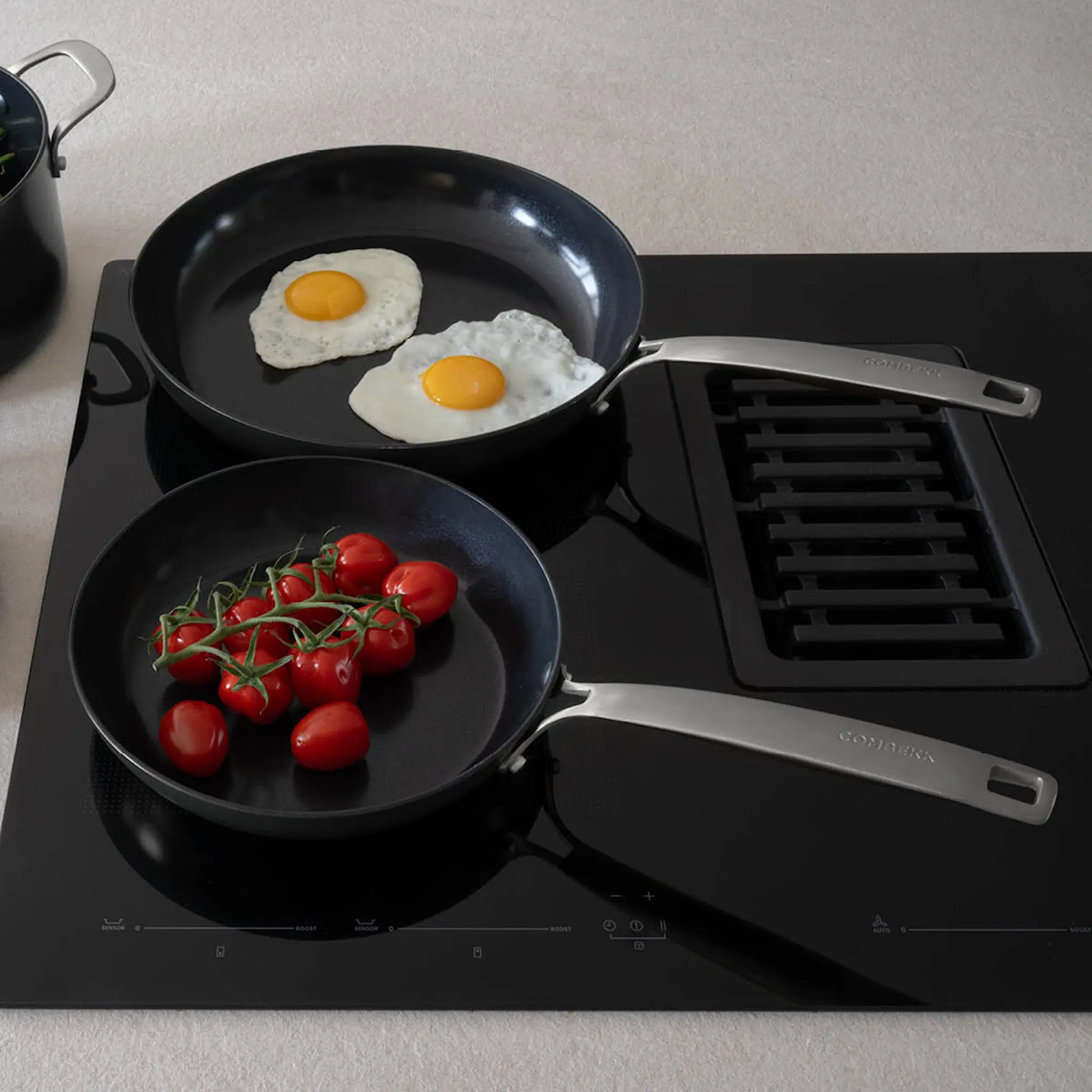 Combekk Element Paistinpannu 24 cm Musta