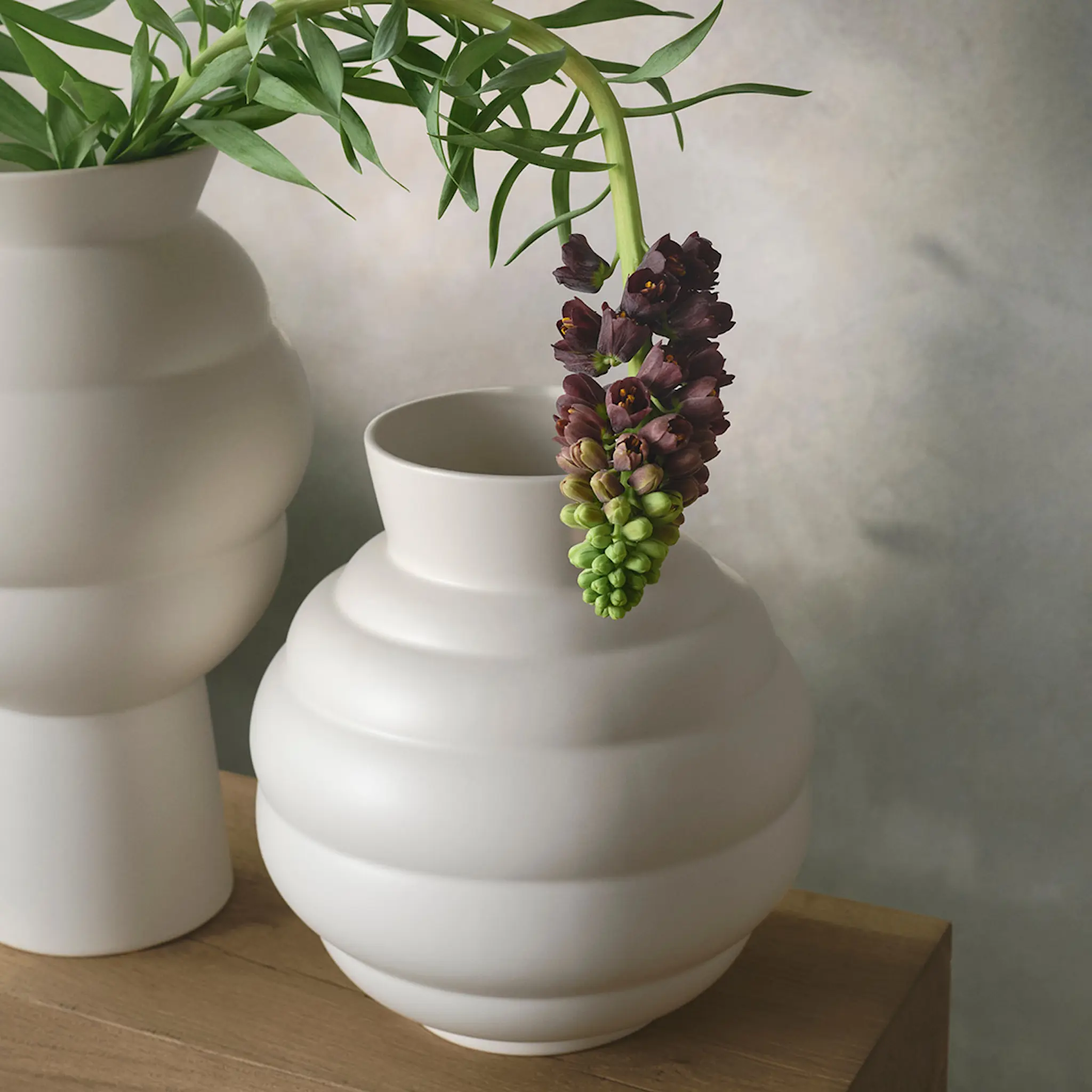 Knabstrup Keramik Tortus Archie No.3 vas 26,5 cm vit