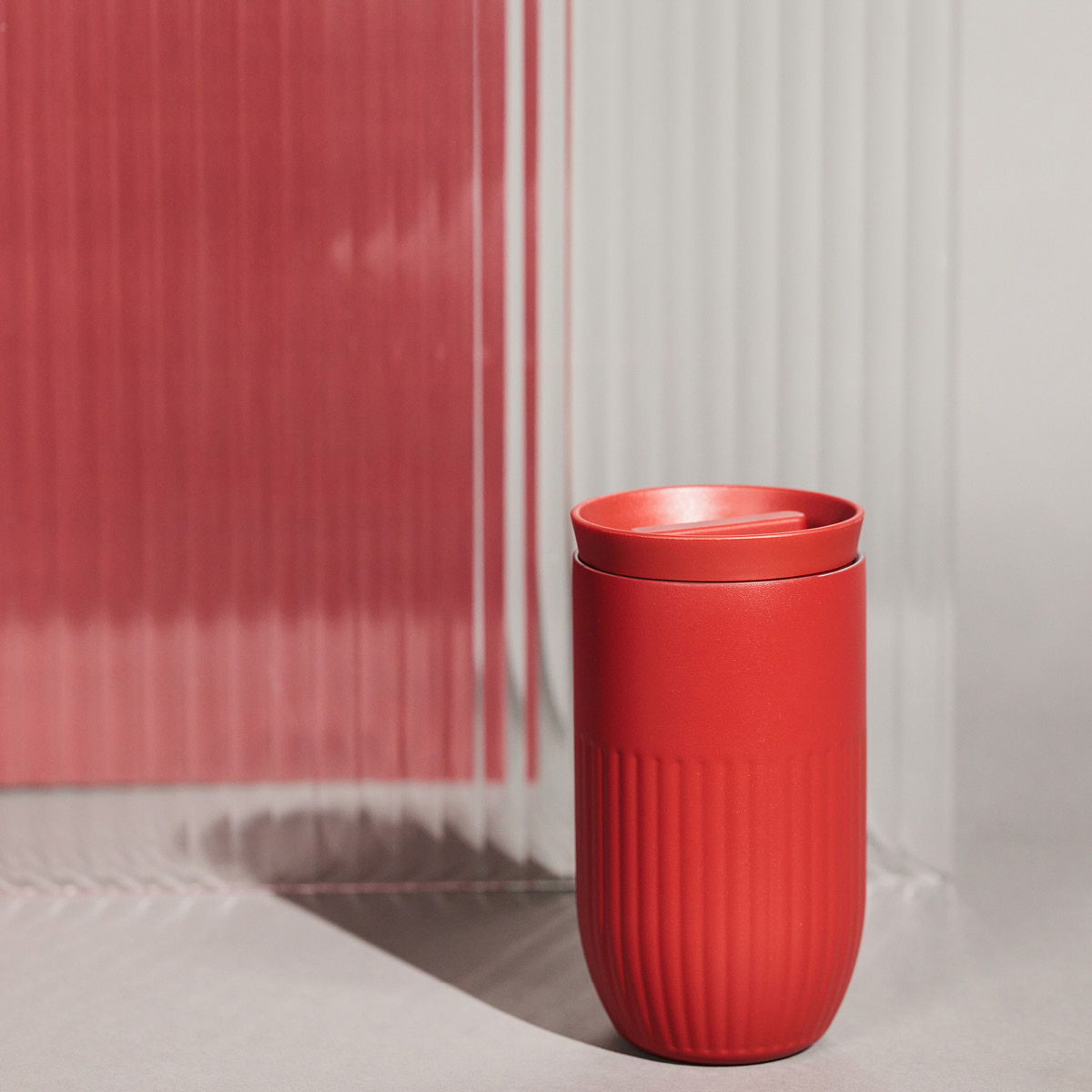 Sagaform Tova termosmugg 32 cl vinröd