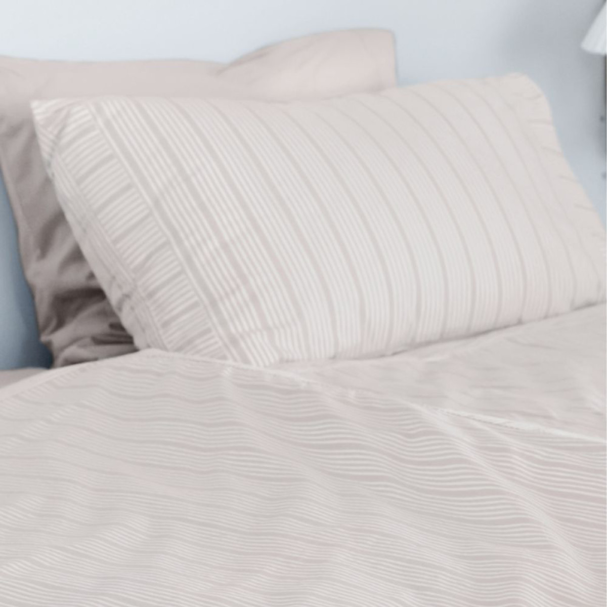 Home by Ilse Jacobsen Bedding Collection bäddset 140x220 cm + 63x60 cm sand beige stripes