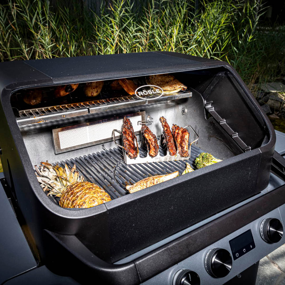 Rösle BlazeFlame Master 3 gasolgrill 24100W svart