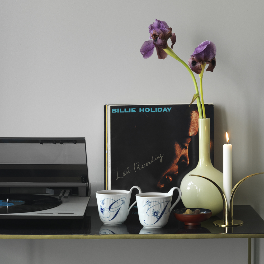 Royal Copenhagen Blue Fluted Alphabet Muki 33 cl G